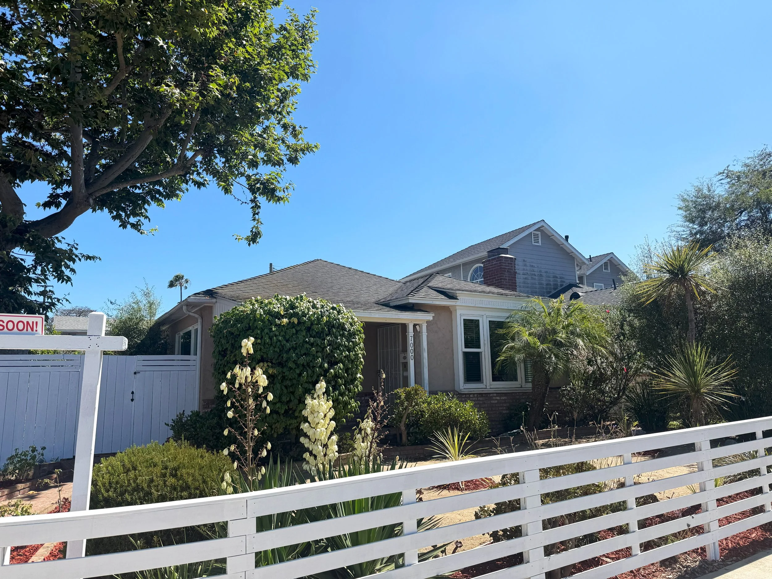 7000 W 85th Street, Los Angeles, CA 90045