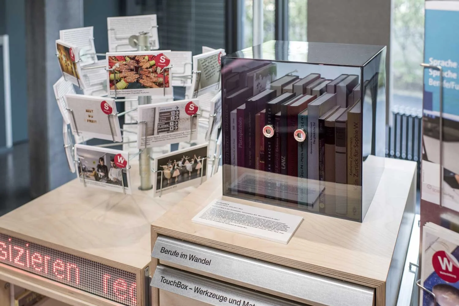  Modell 8 in der Infothek in Bern.    Foto: Michael Meier 