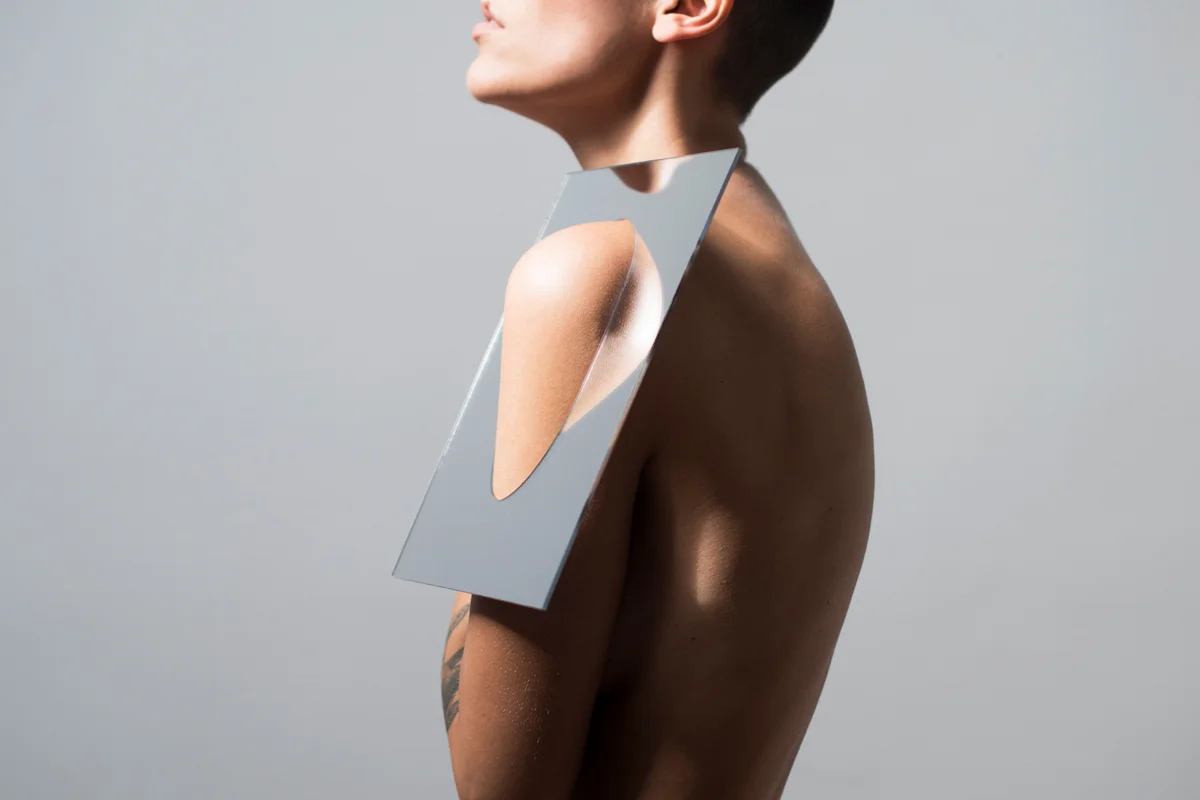 Distorted forms of the human body. Challenging visual perceptions. The relation and flux between body, object, space and the fragments of form.
