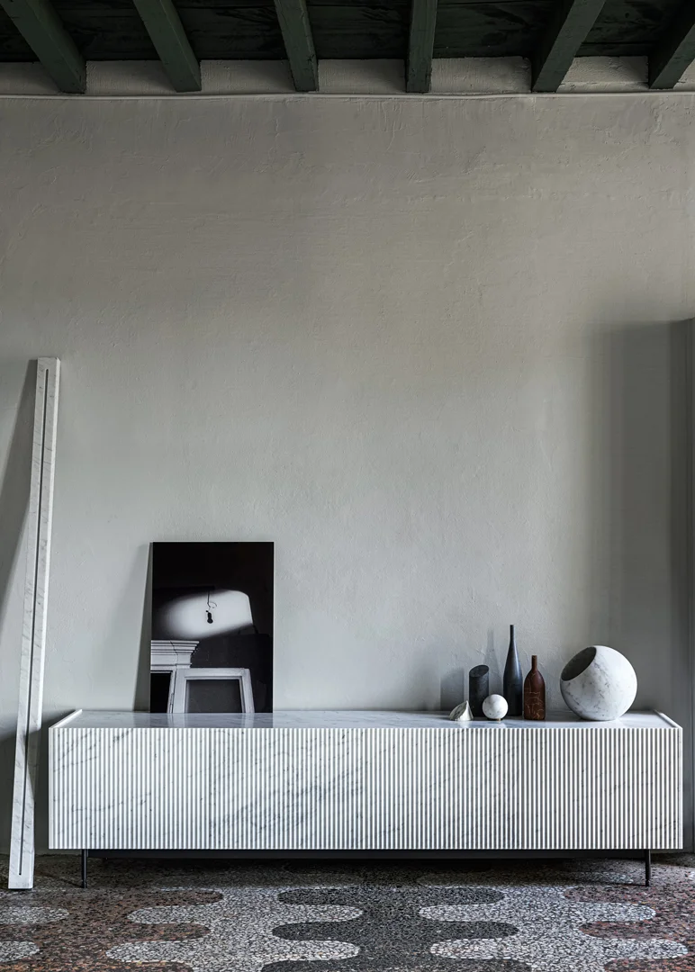 Elisa Ossino — Salvatori — Plis