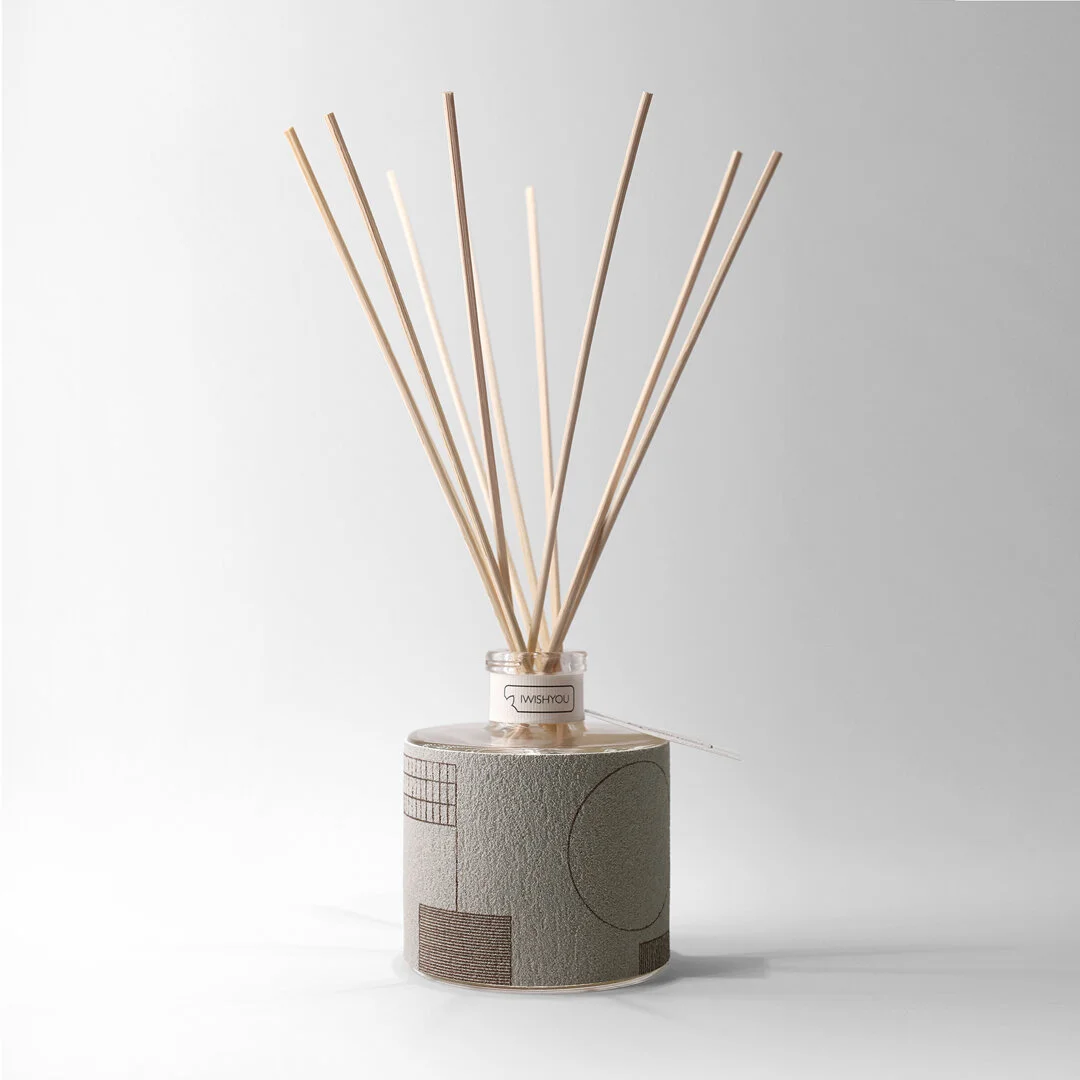 Elisa Ossino — I Wish You — Abstracta