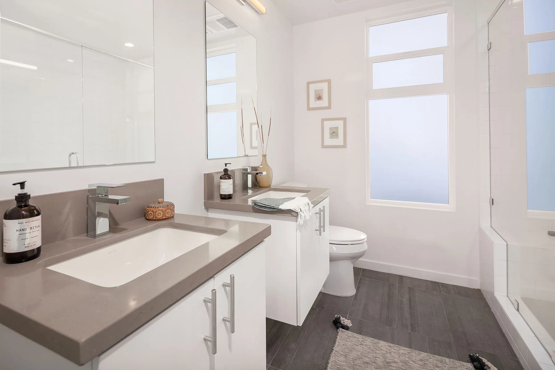 MasterBath.jpg