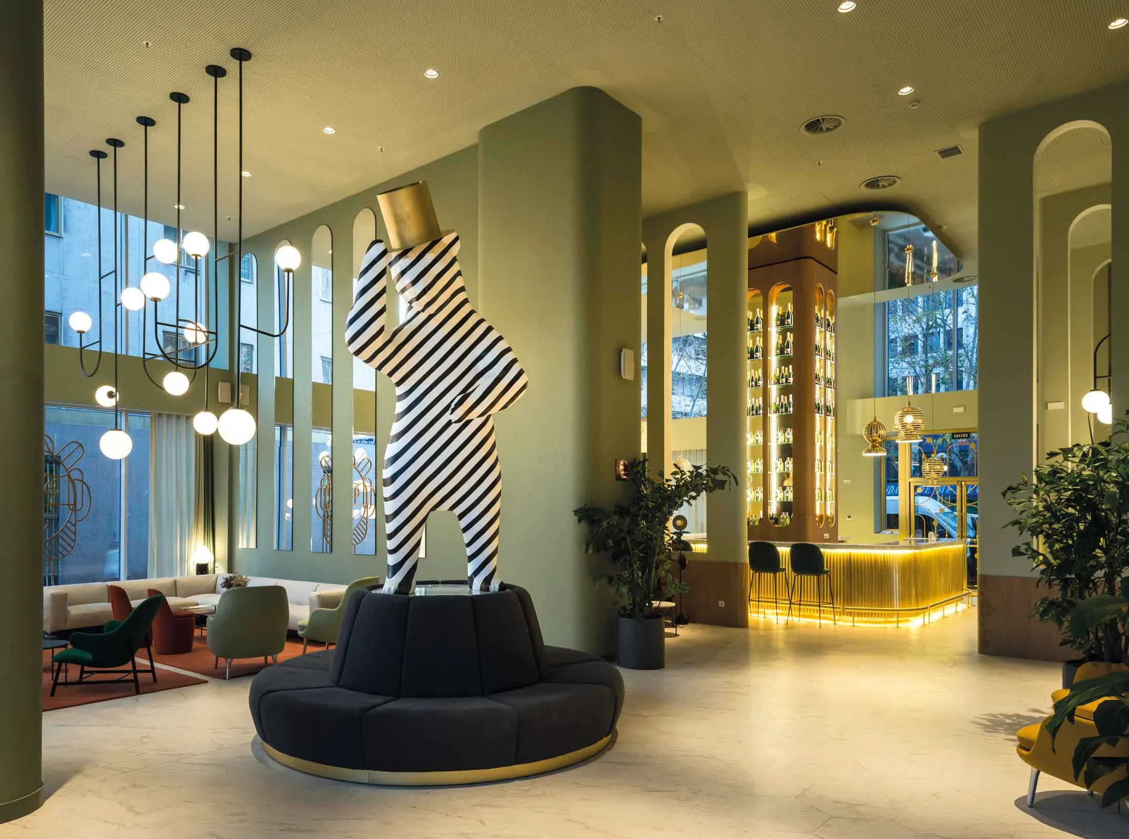 BarceloTorreMadridLOBBY-02.jpg