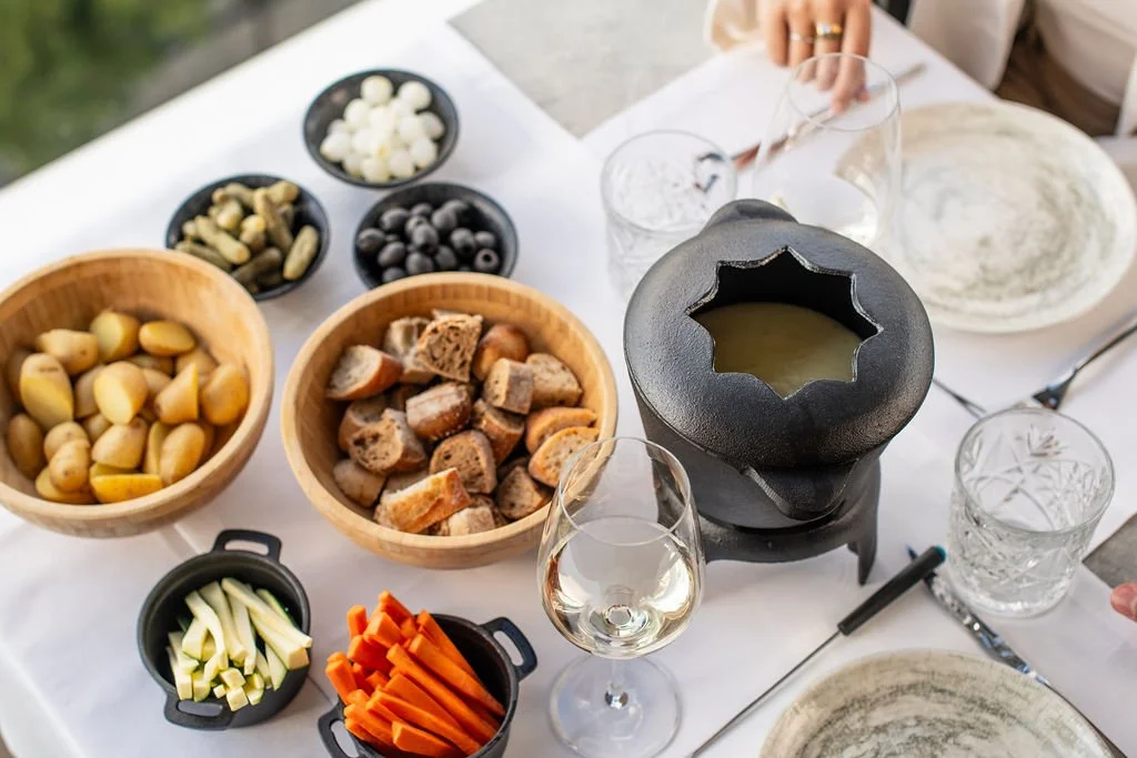 Fondue de queso en el H10 Puerta de Alcalá