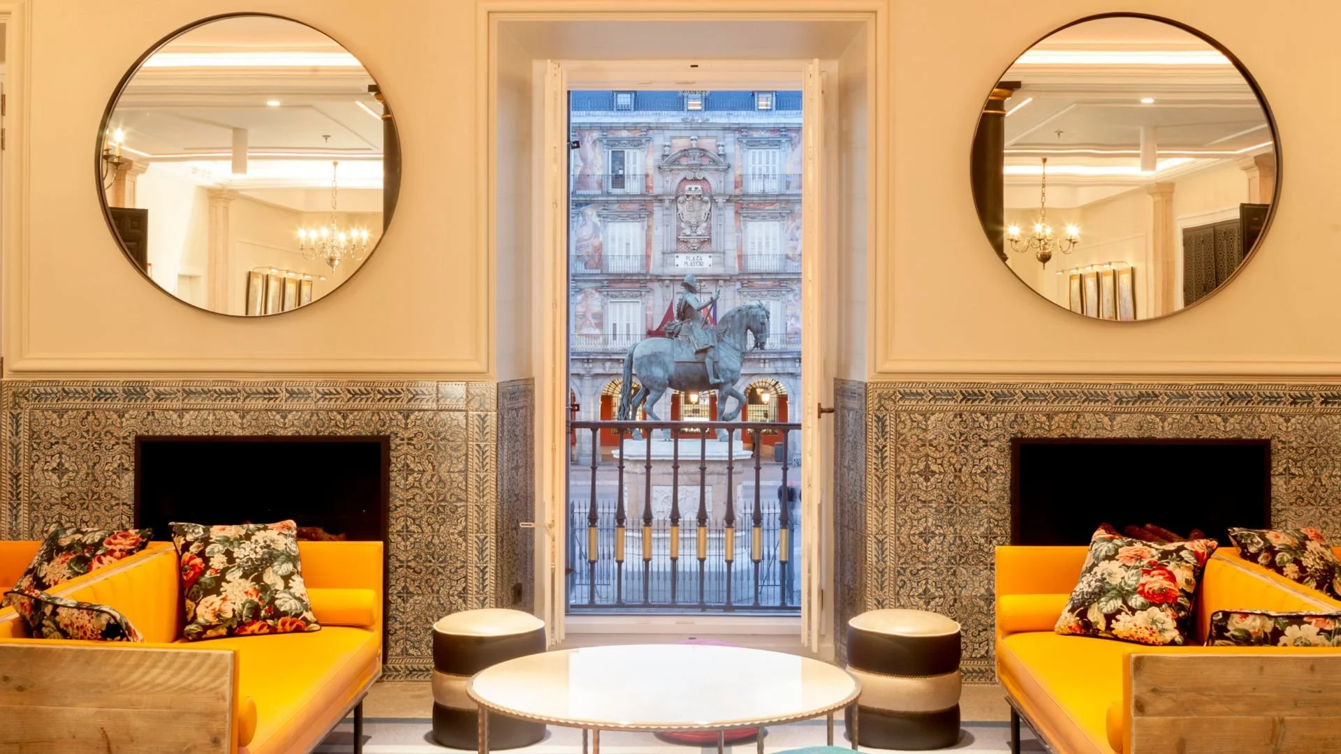 Tour histórico con degustación gastronómica en Pestana Plaza Mayor