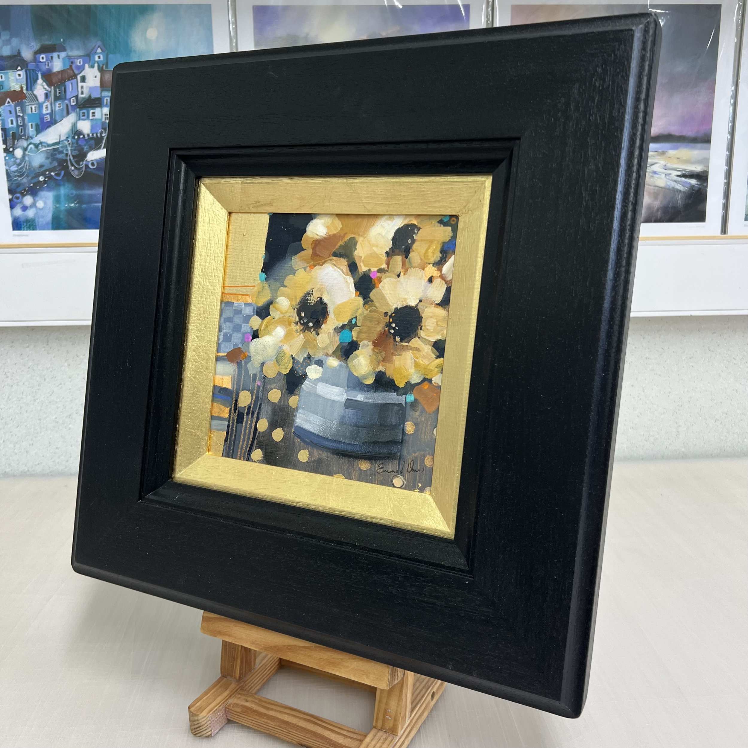 Original sunflower painting titled Towards the Sun showing bright yellow sunflowers in a vase by Emma S Davis. Alternate view.