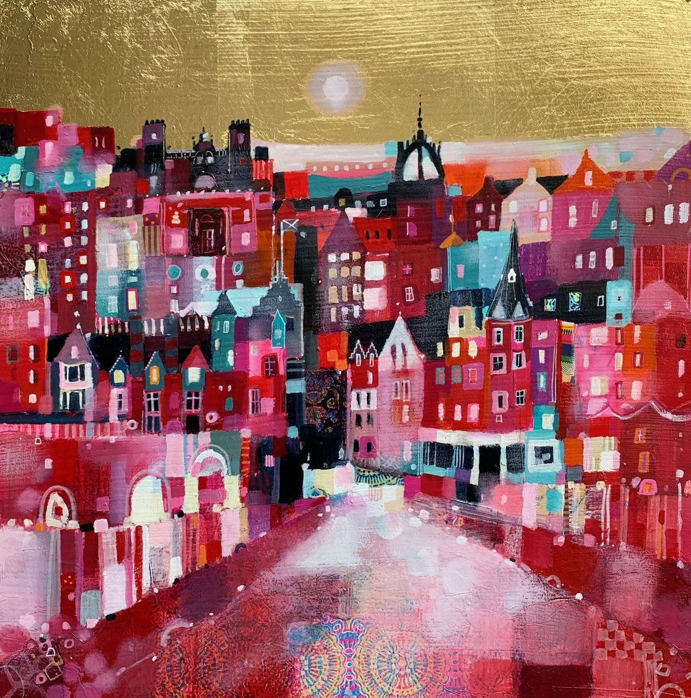 Original oil painting with gold leaf of Edinburgh’s Old Town with colourful buildings, spires and rooftops by Scottish artist Emma S Davis. Detailed view.