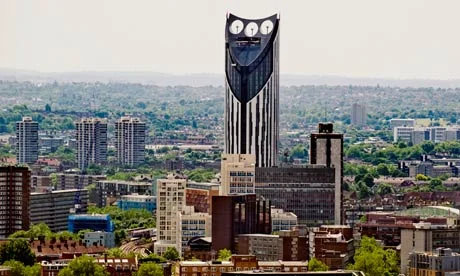 The-Strata-building-in-El-006.jpg