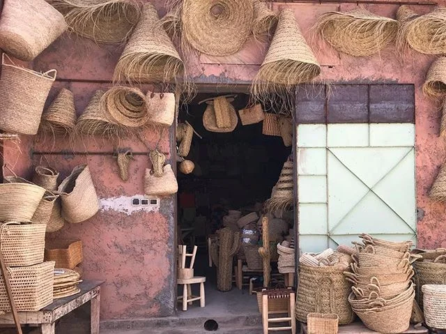 Basket heaven...
.
.
.
.
.
.
#interior4inspo #travelmarrakech #interiordesign #interiores #interiordesigner #interior #interiordecorating #interior123 
#interiorismo #deco #homedeco #styling #marrakechdesign #baskets #wickerbaskets #handmadebaskets