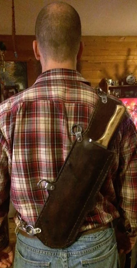 Machete-wearing.jpg