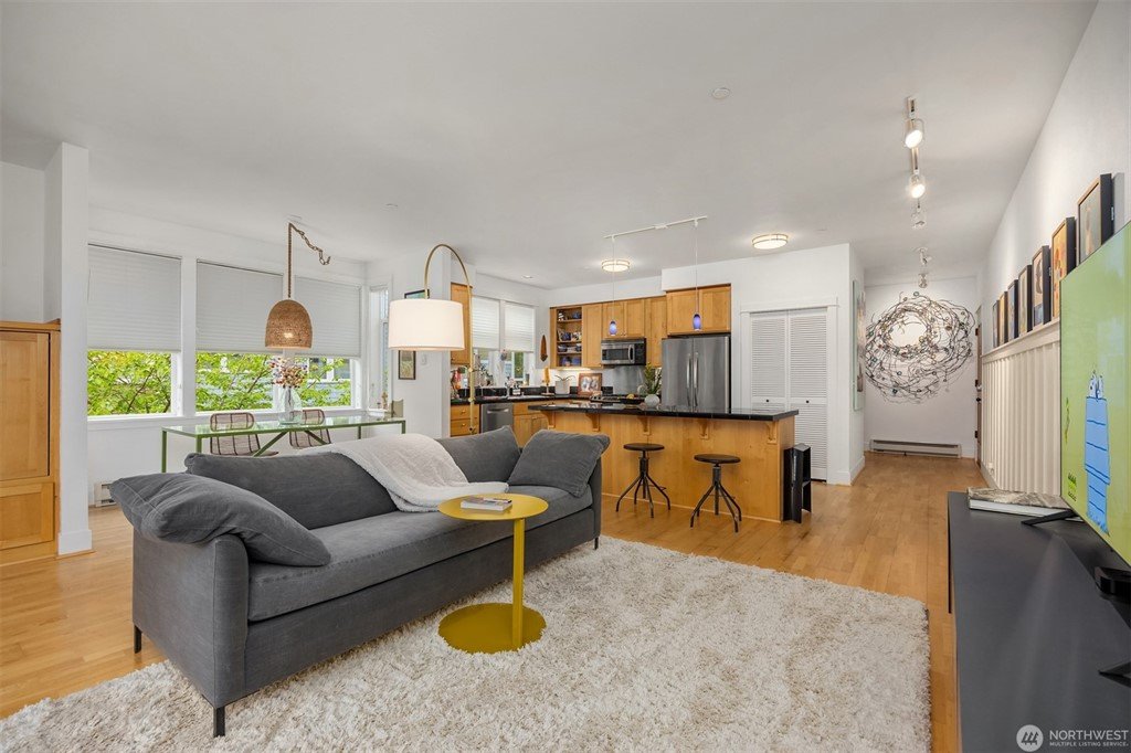* 156 Hall Brothers Loop NE #201, Bainbridge Island | $757,000