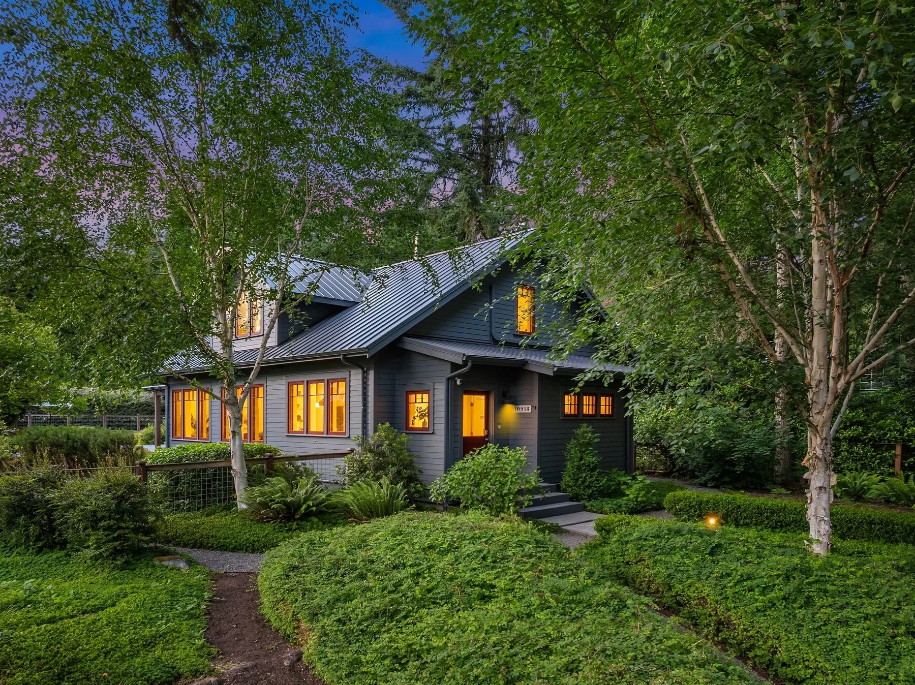 * 10918 Sunrise Drive NE, Bainbridge Island | $1,509,000