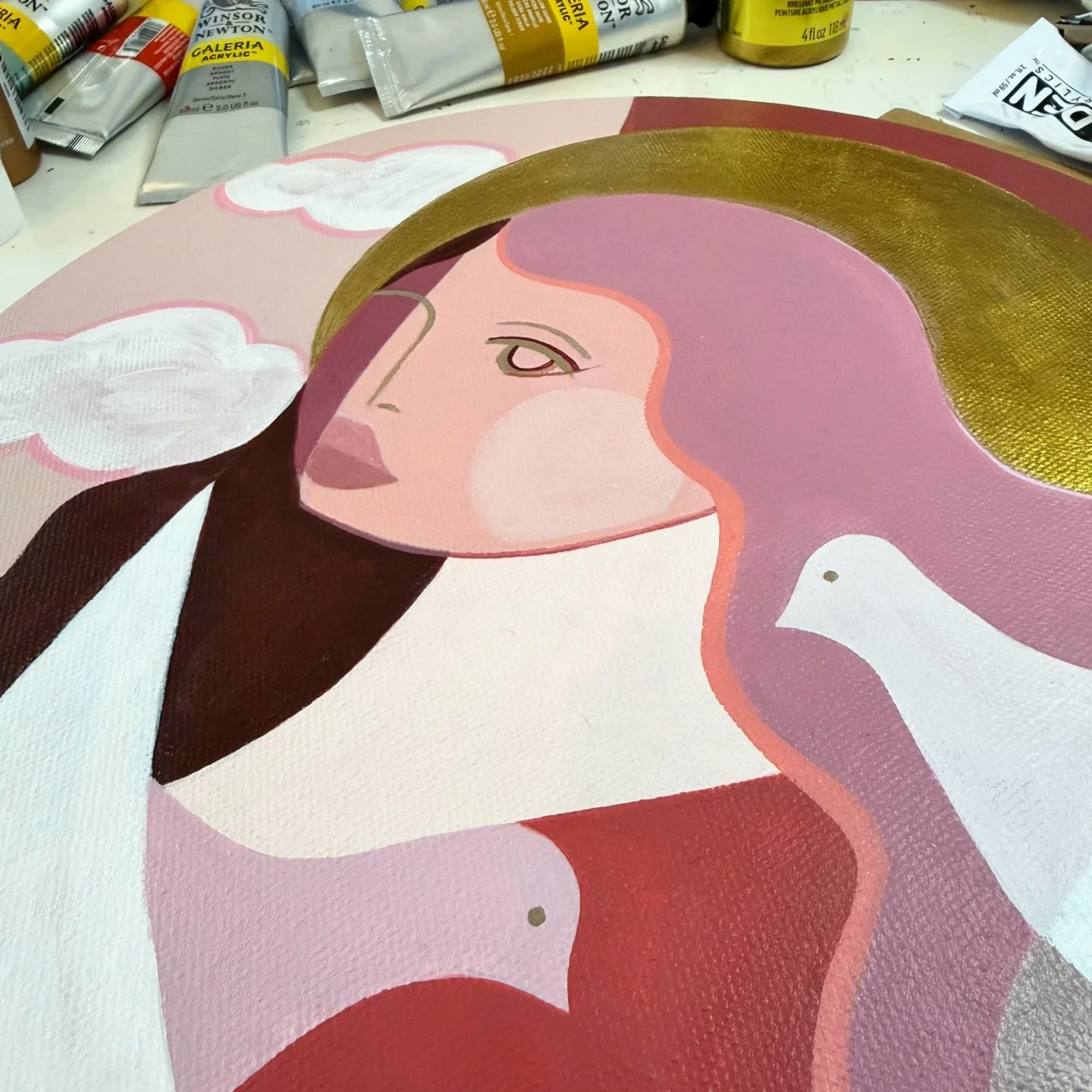 Painting in the round is bringing me joy this season. Maybe it&rsquo;s the lack of sharp edges that I&rsquo;m after. Little ornaments and larger canvases contained but not constrained by the harmony of a circle.

And of course a round canvas gets me 