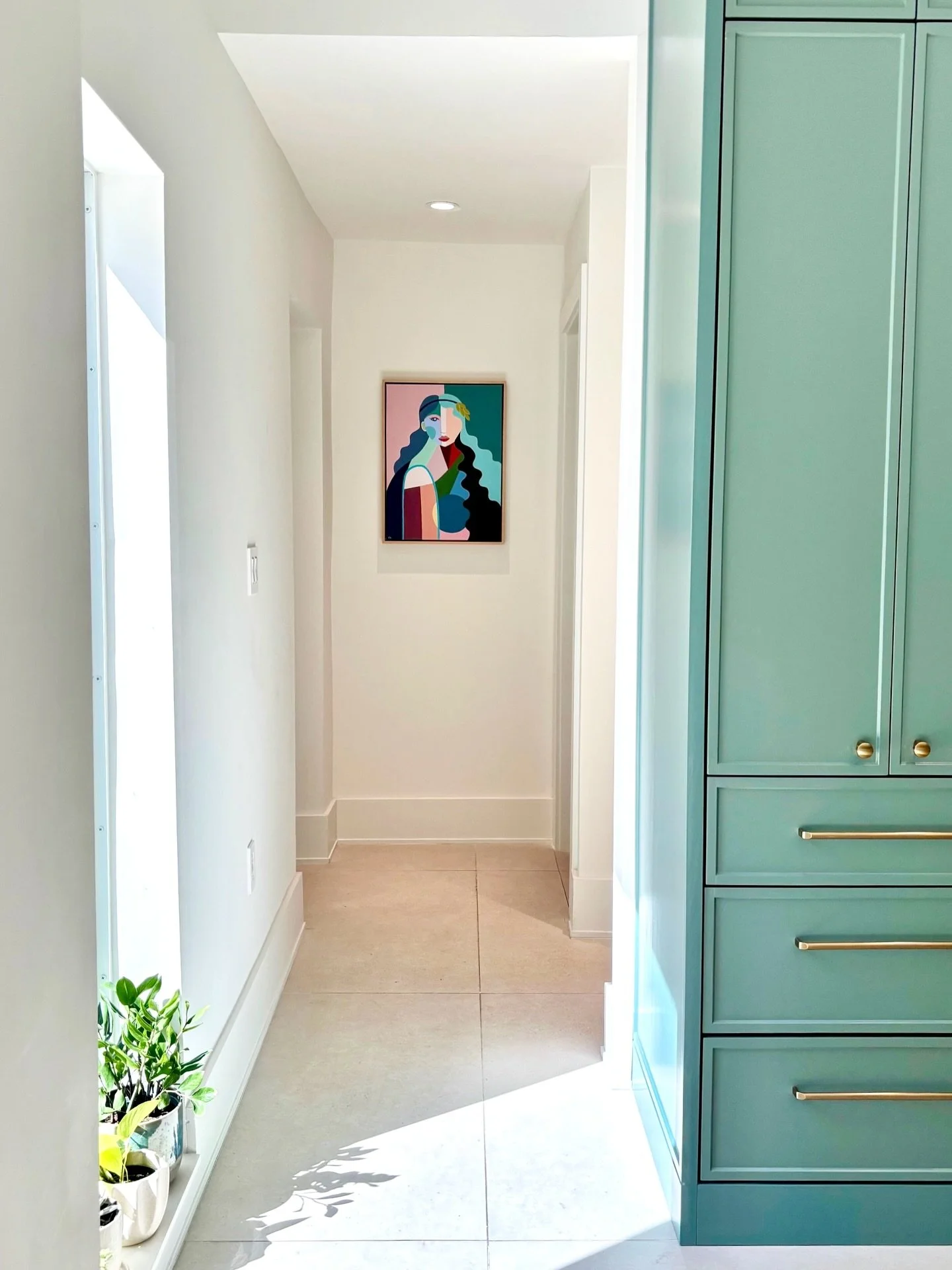 When @leahgrossman_ sent me photos of her colorful Florida kitchen I knew we&rsquo;d be the perfect match for this commission. The palette had an obvious jumping off point thanks to the gorgeous teal cabinets. I worked in the rest of the colors with 