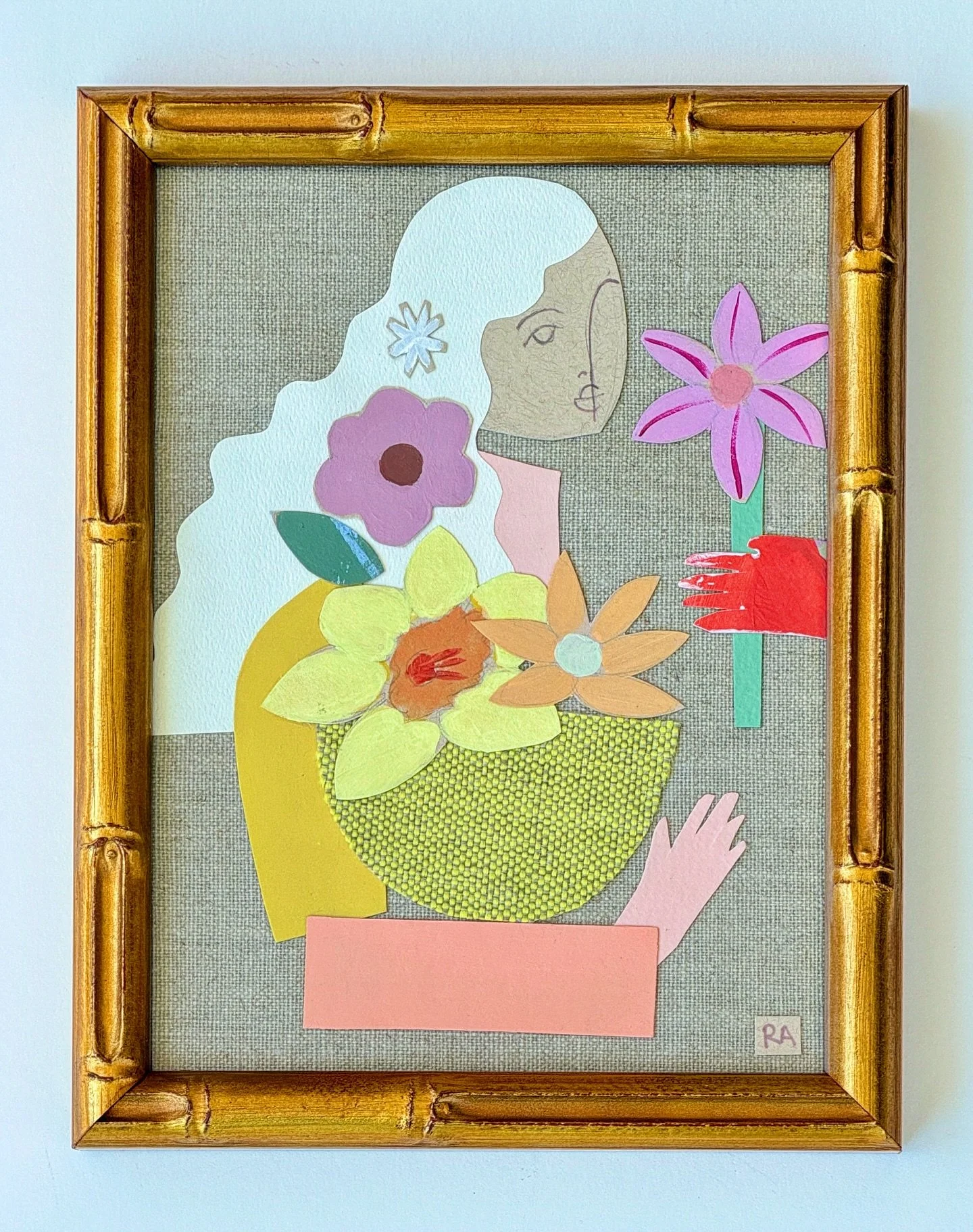 🌸FLOWER MARKET GIRLS🌸
If you love a farmer&rsquo;s market, a road-side stand, a bakery cart (all the rage near me), a pick-your-own anything at all, these new babes are for you! 

Each figure holds a basket bursting with flowers, whimsy and joy. Th