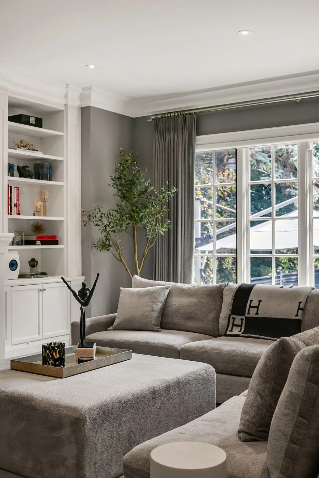 33-web-or-mls-9_006_Family Room.jpg