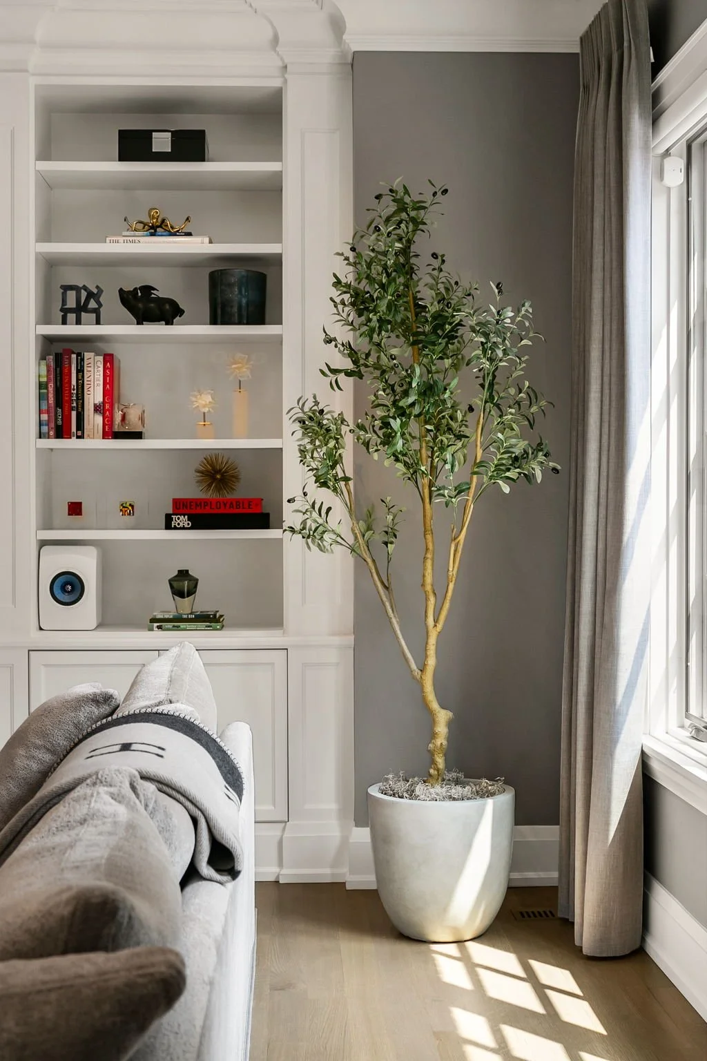 34-web-or-mls-9_007_Family Room.jpg