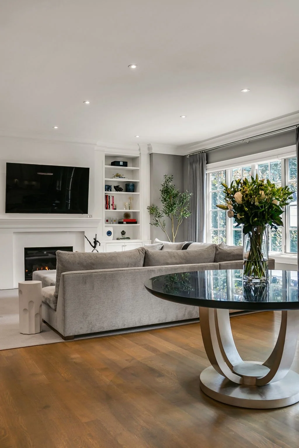 36-web-or-mls-9_009_Family Room.jpg