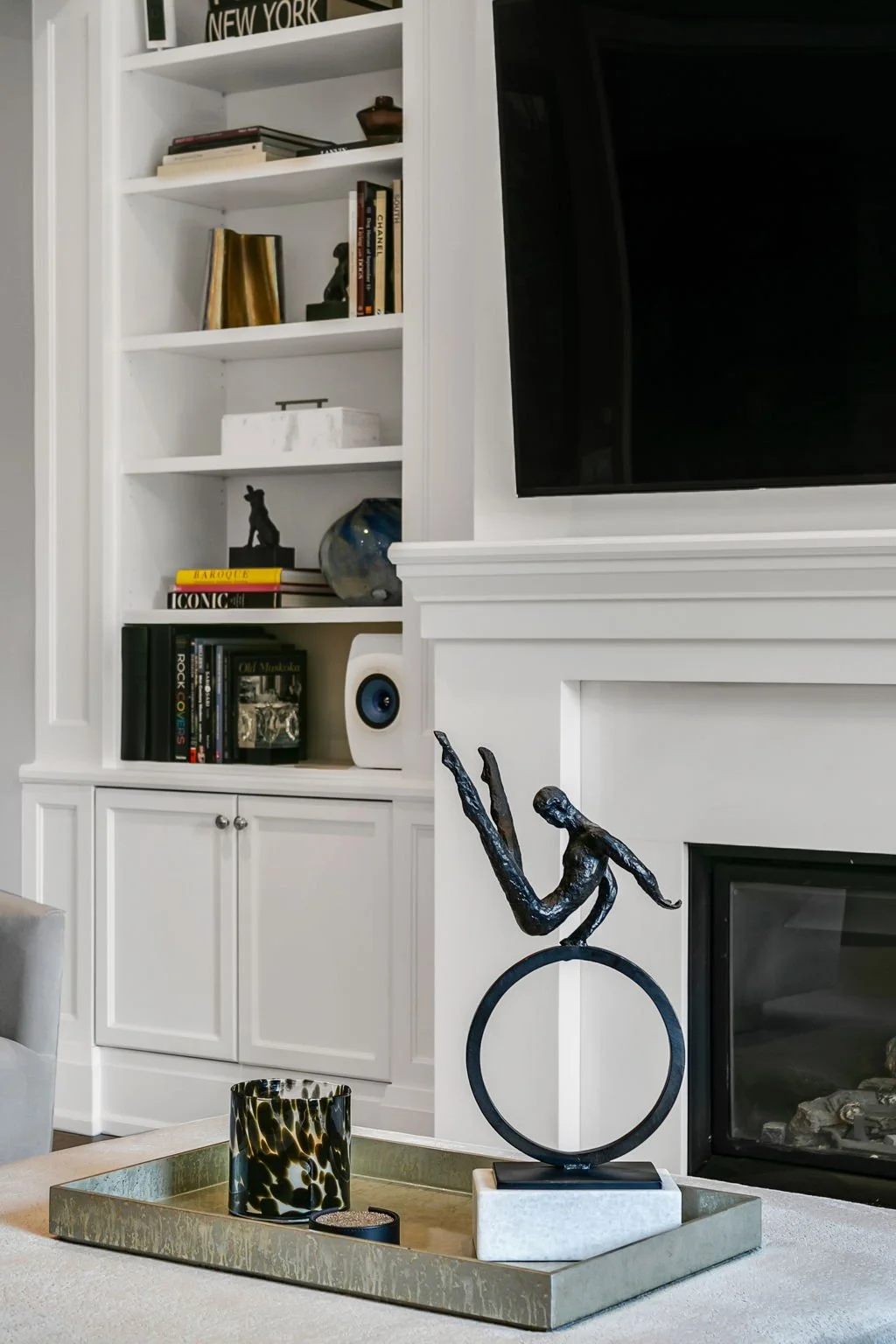 38-web-or-mls-9_011_Family Room.jpg