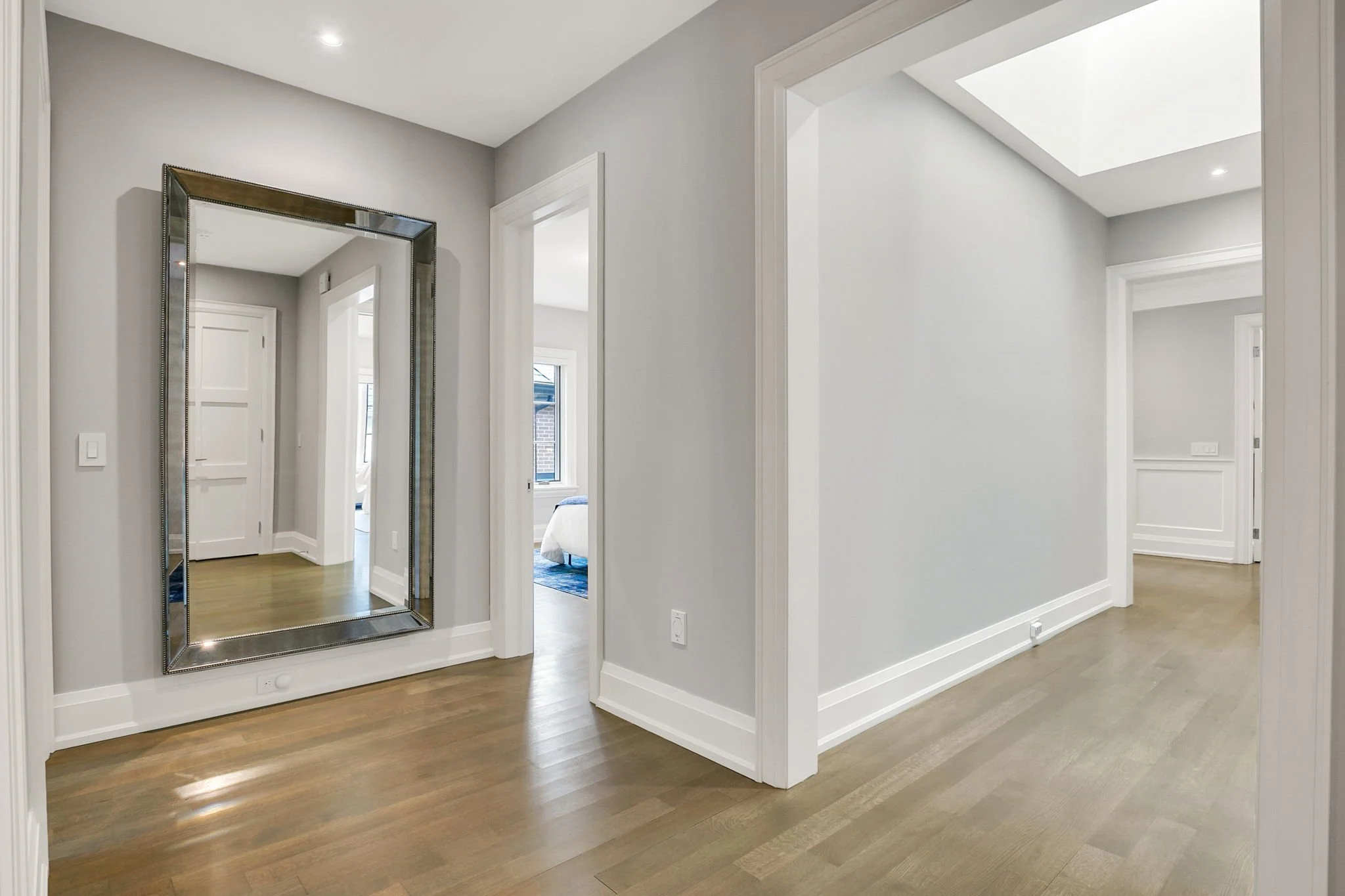 73-web-or-mls-23_007_Upper Hallway.jpg