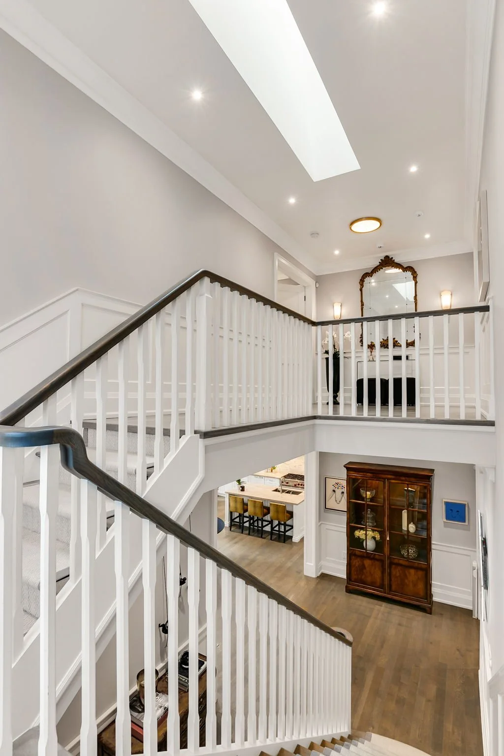 78-web-or-mls-23_012_Upper Hallway.jpg