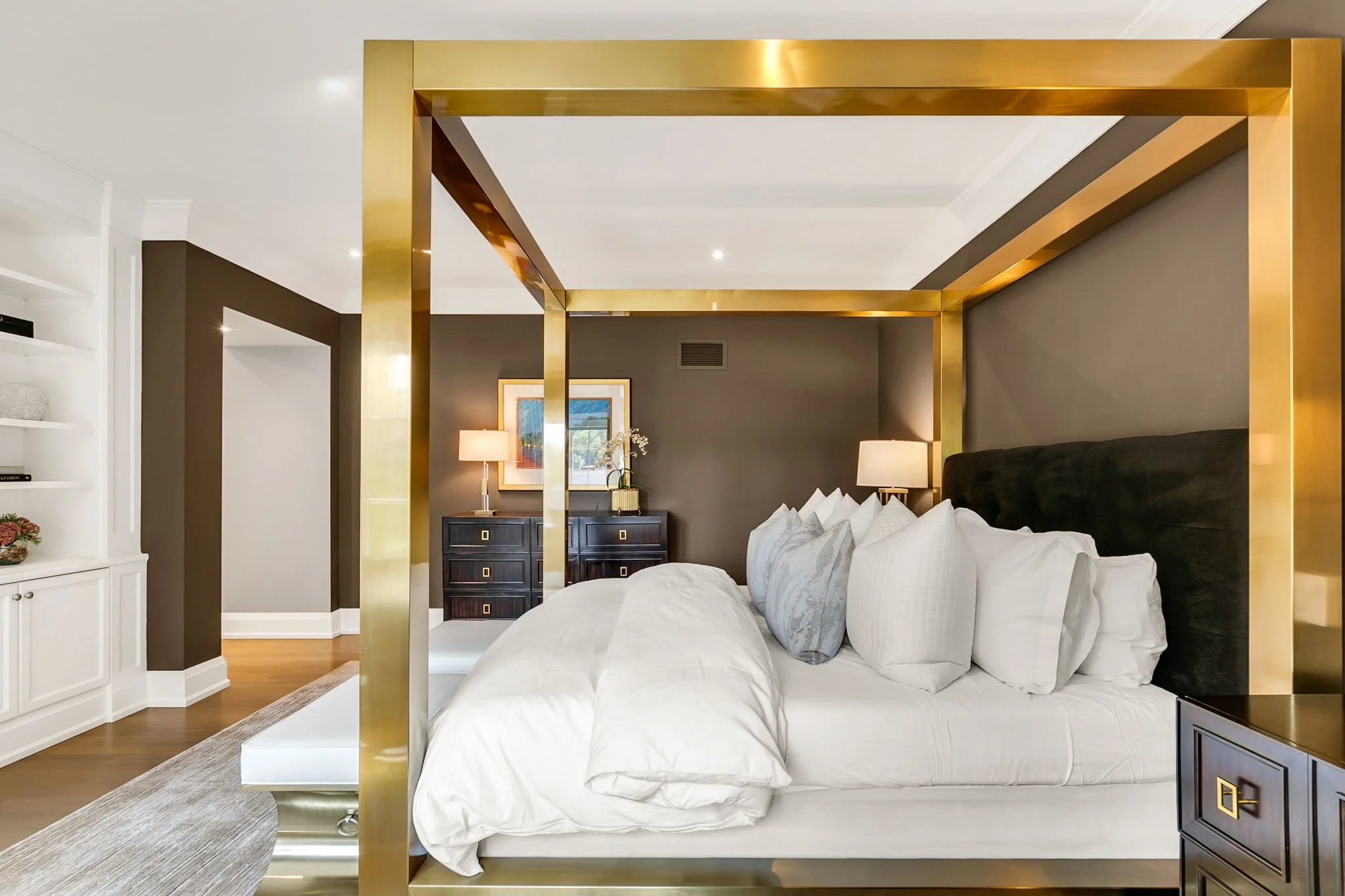 84-web-or-mls-26_006_Primary Bedroom.jpg