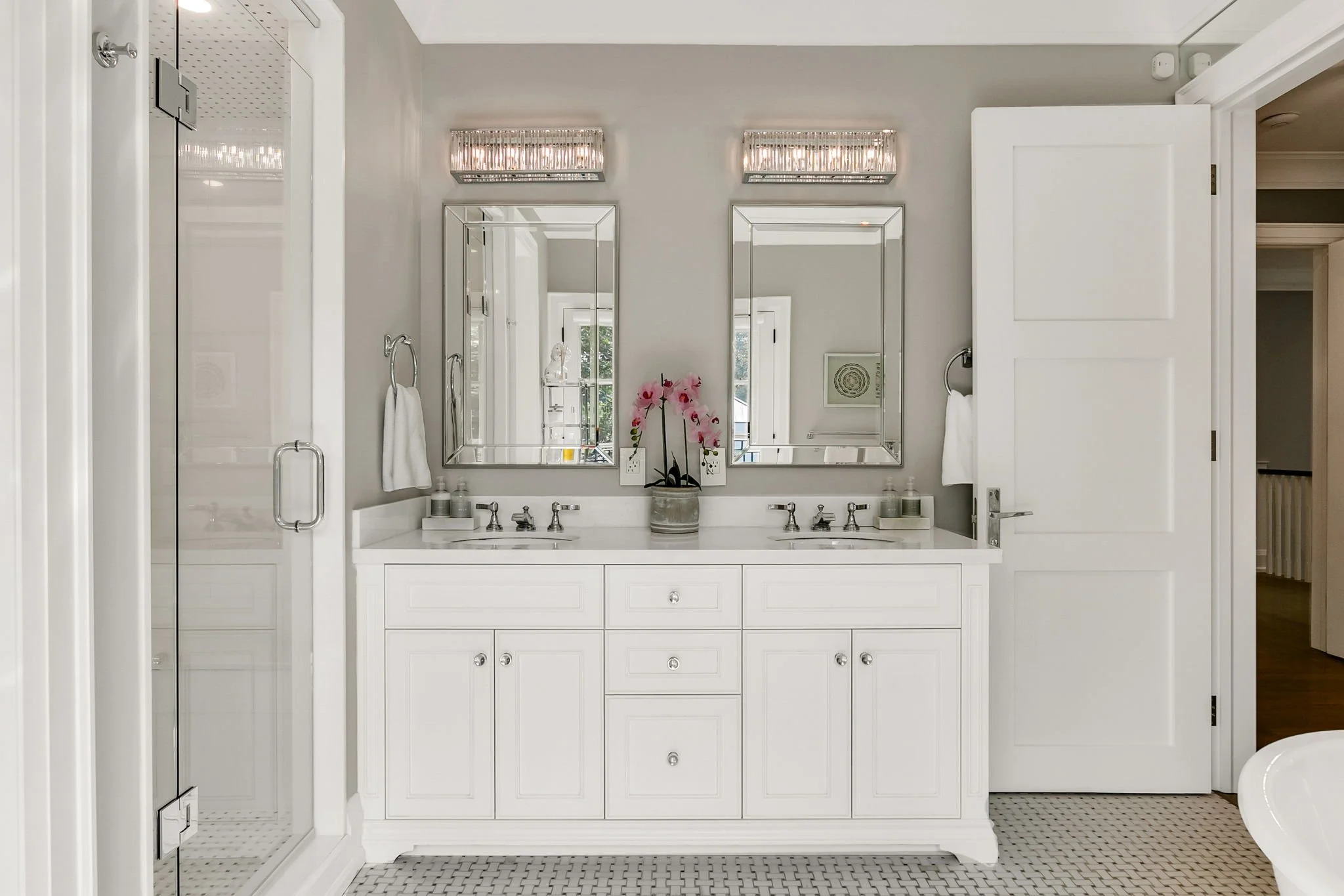 97-web-or-mls-27_003_Master Ensuite.jpg