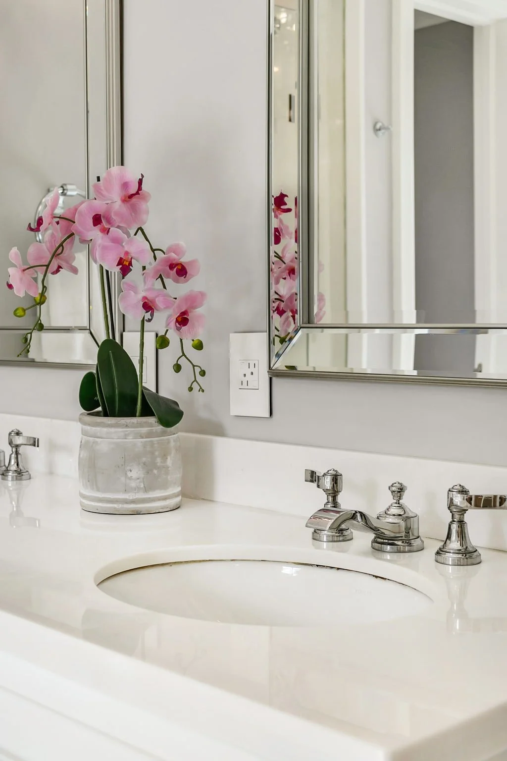 100-web-or-mls-27_006_Master Ensuite.jpg