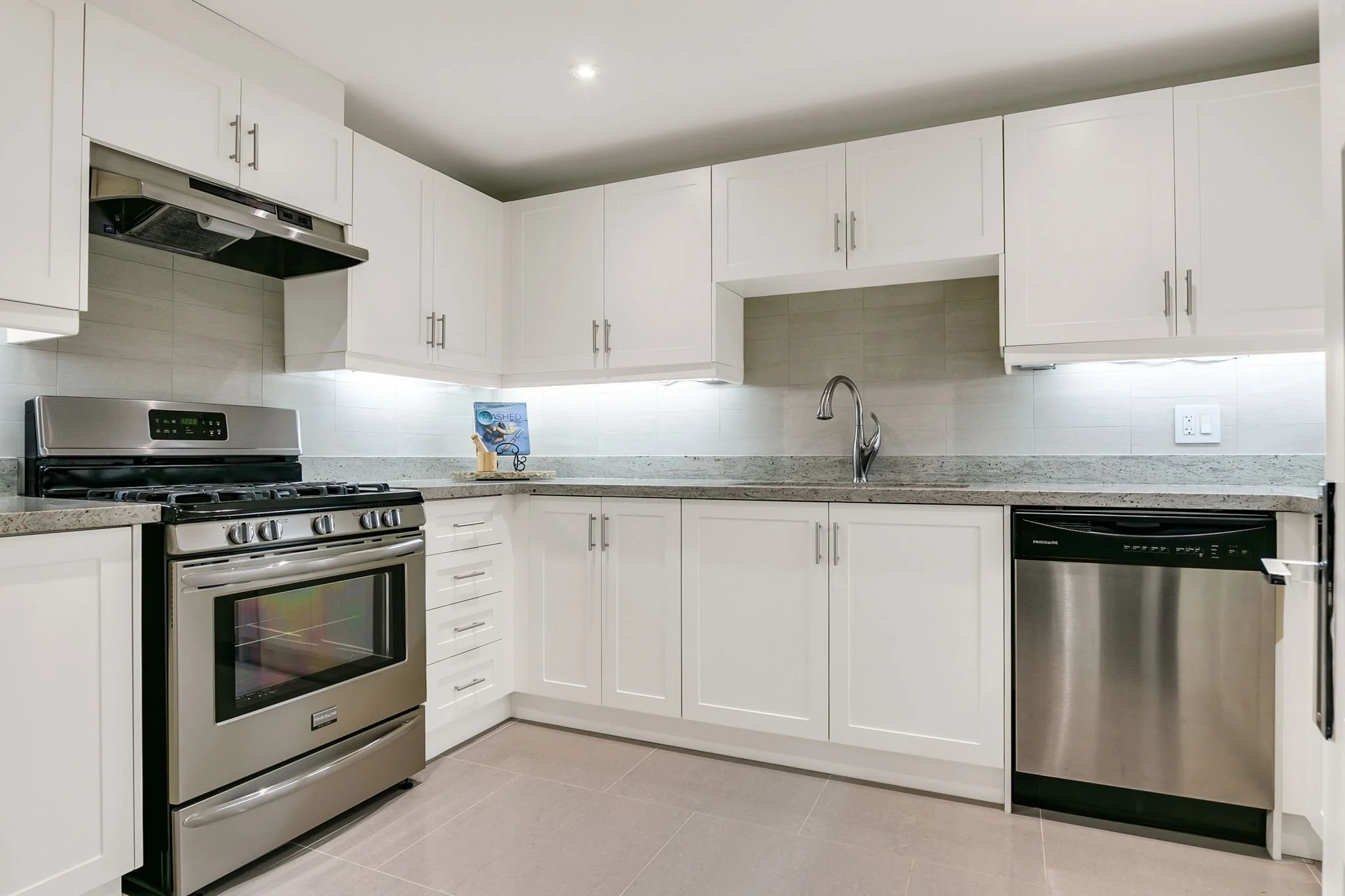 140-web-or-mls-60_016_Lower Level.jpg