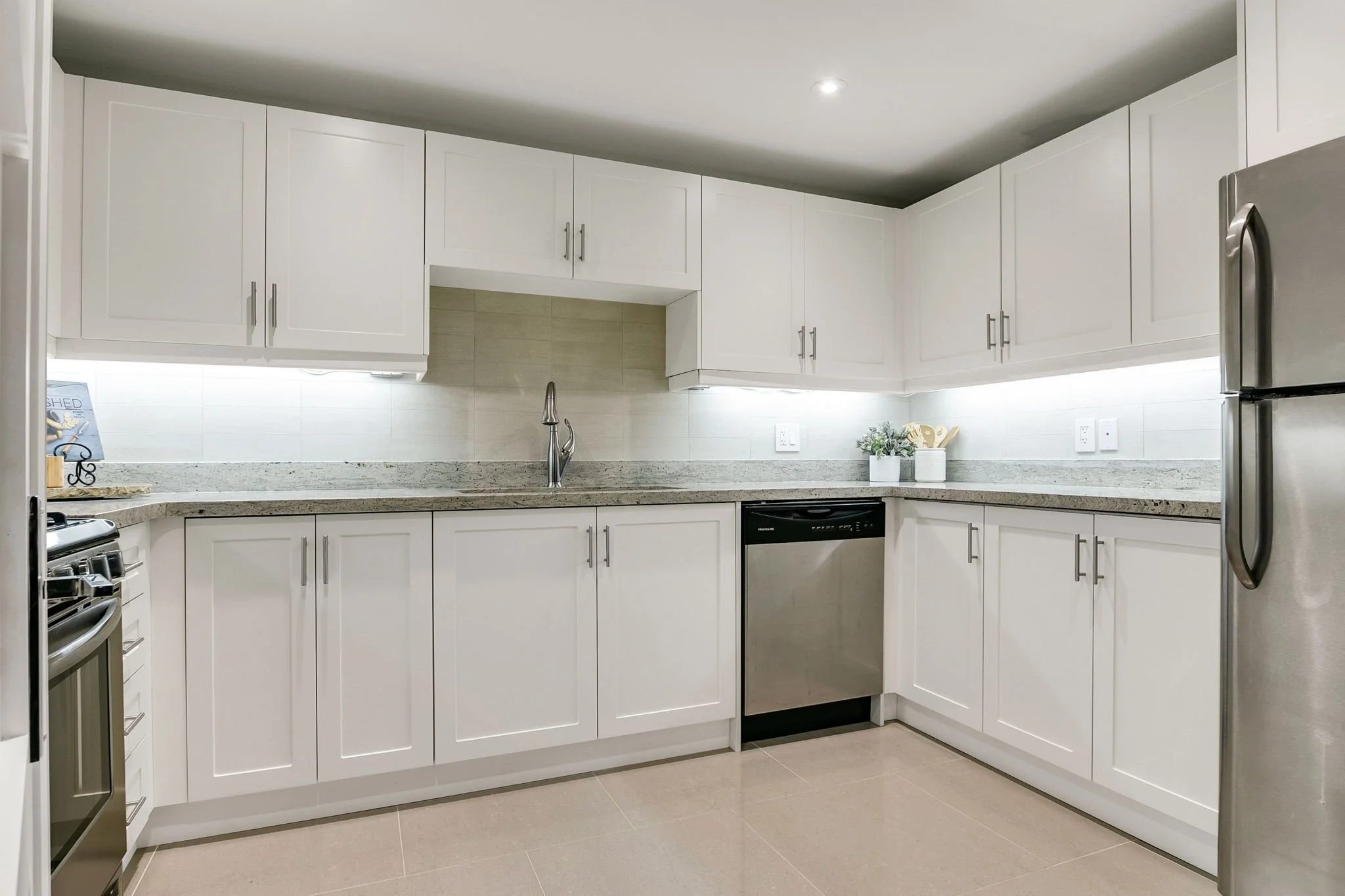 141-web-or-mls-60_017_Lower Level.jpg