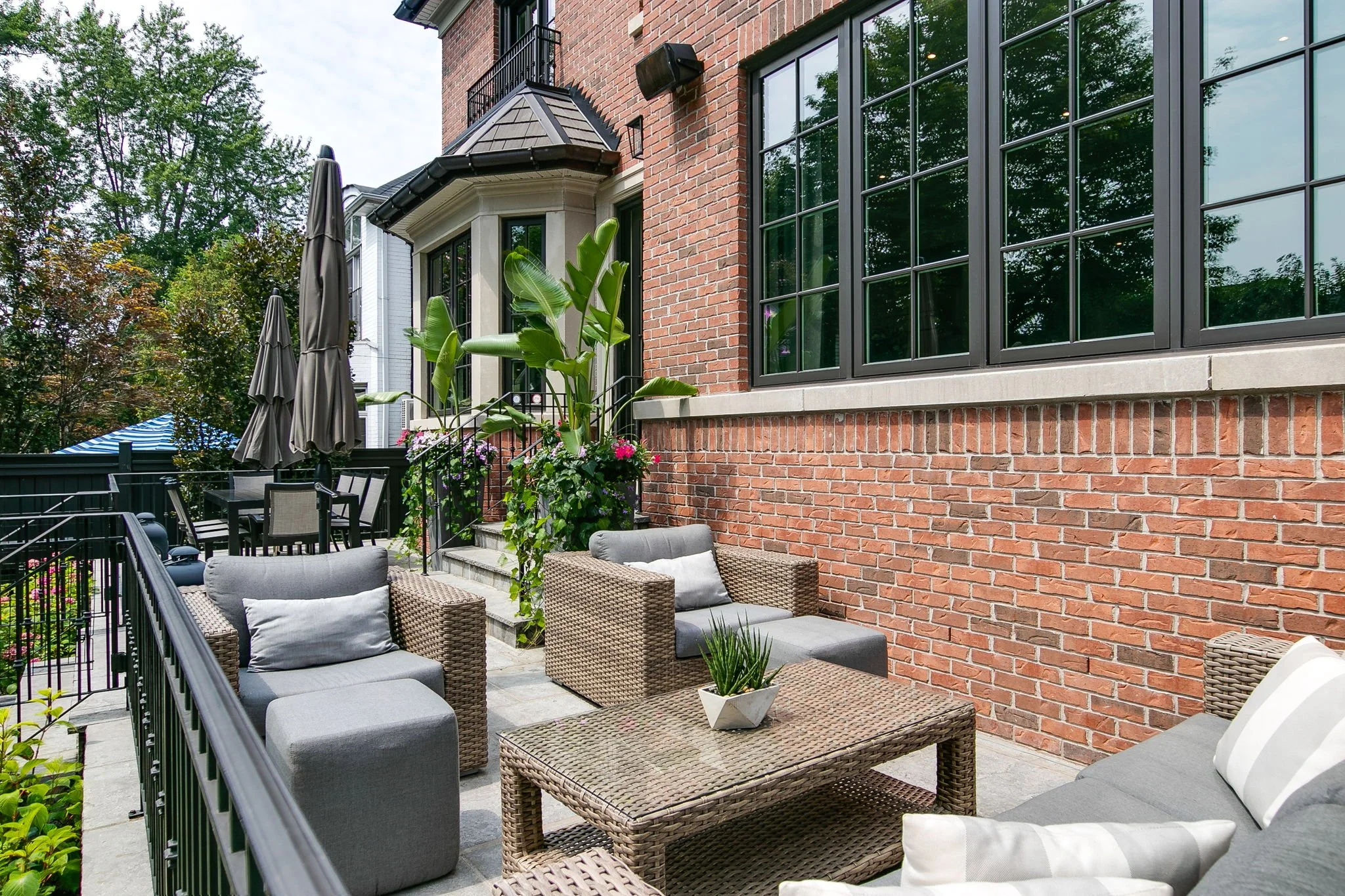 166-web-or-mls-77_007_Patio.jpg