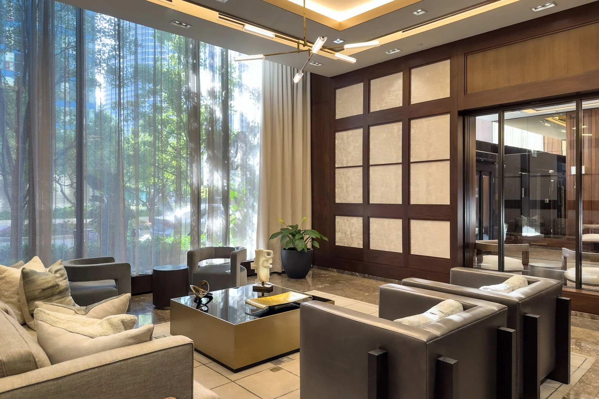 7-web-or-mls-4_006_Lobby.jpg