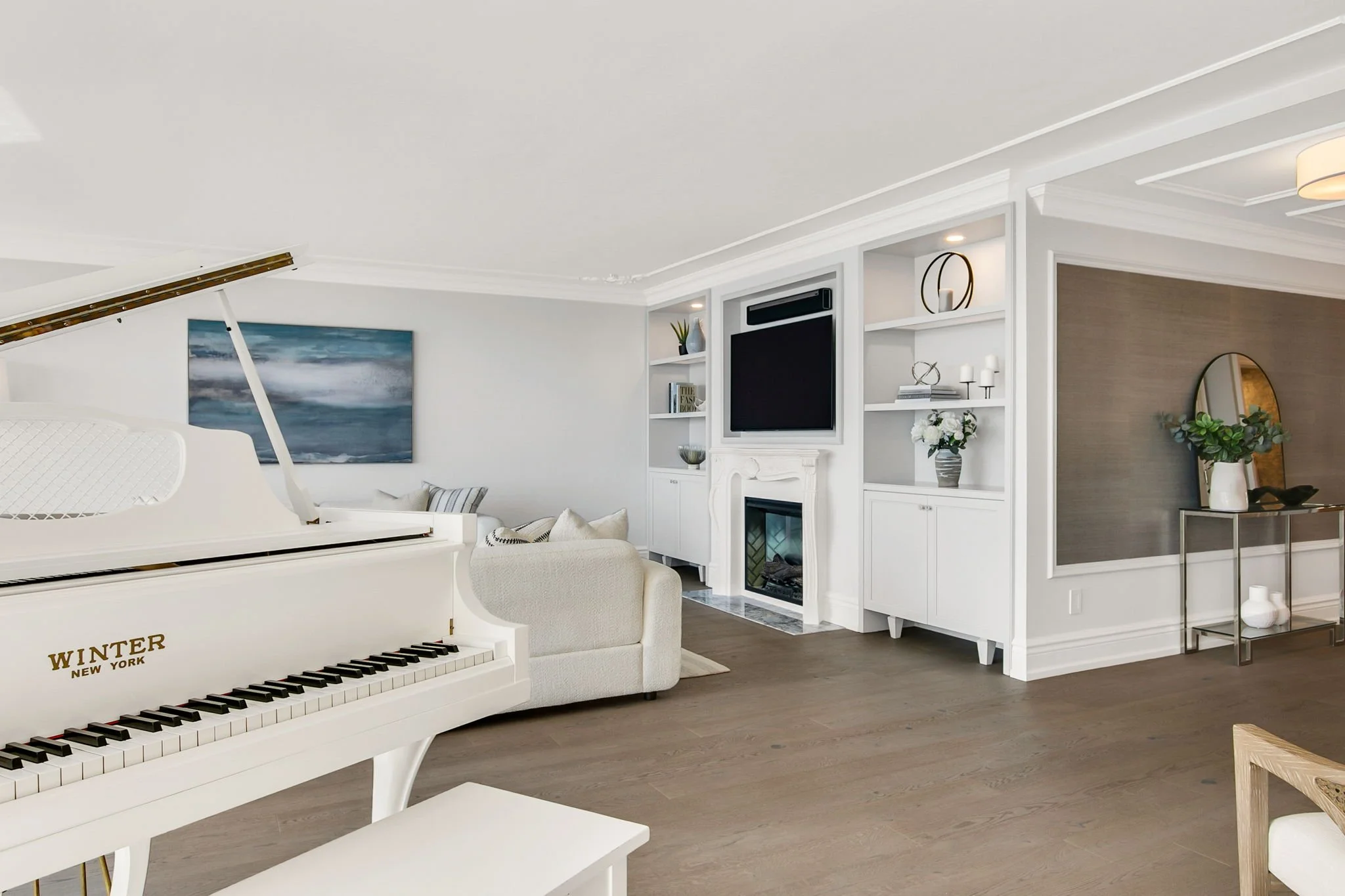23-web-or-mls-8_009_Living Room.jpg