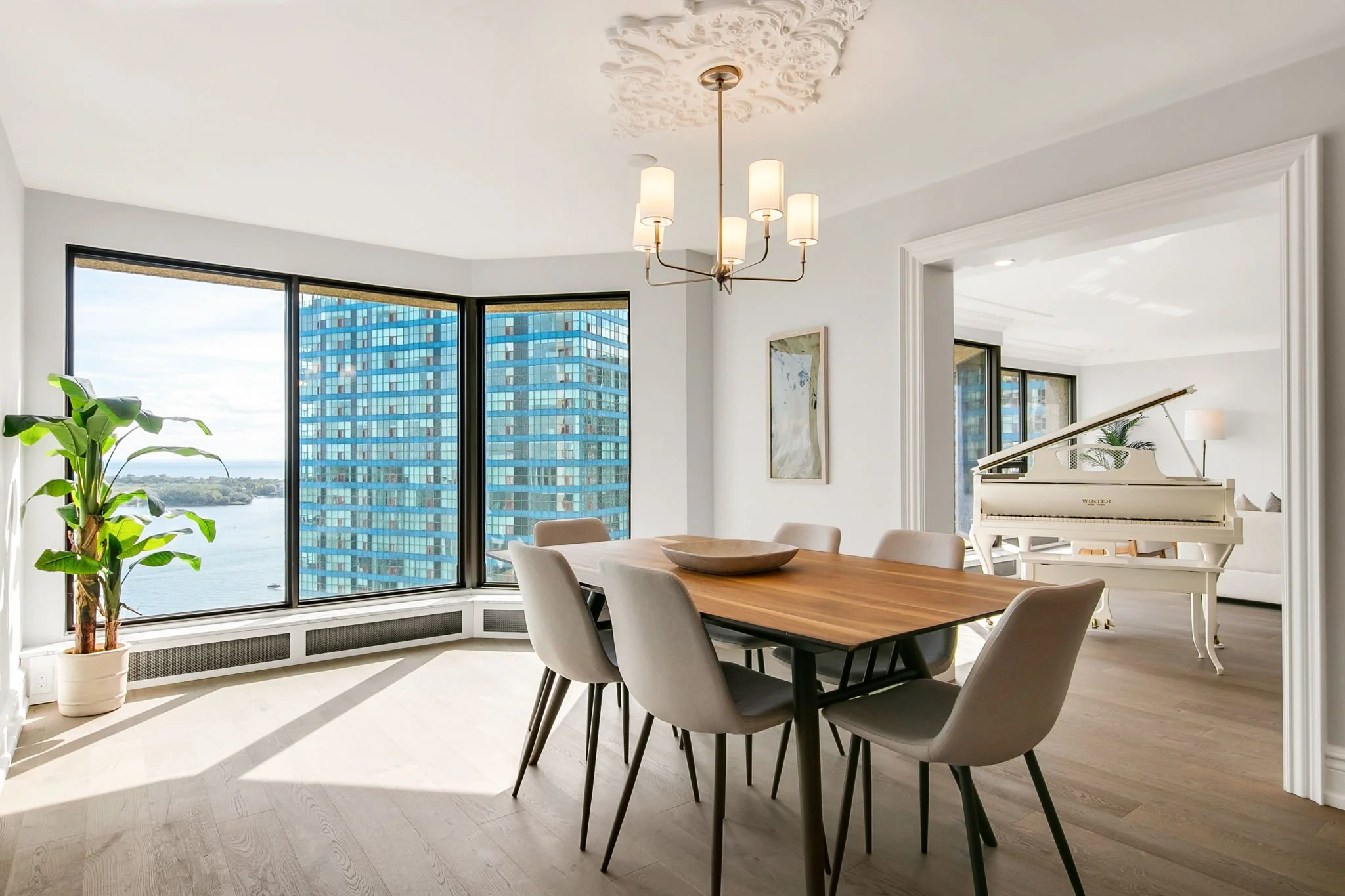 31-web-or-mls-12_004_Dining Room.jpg