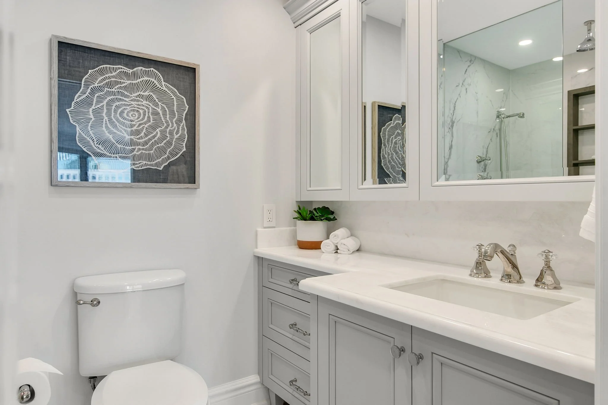 62-web-or-mls-27_001_Master Ensuite.jpg