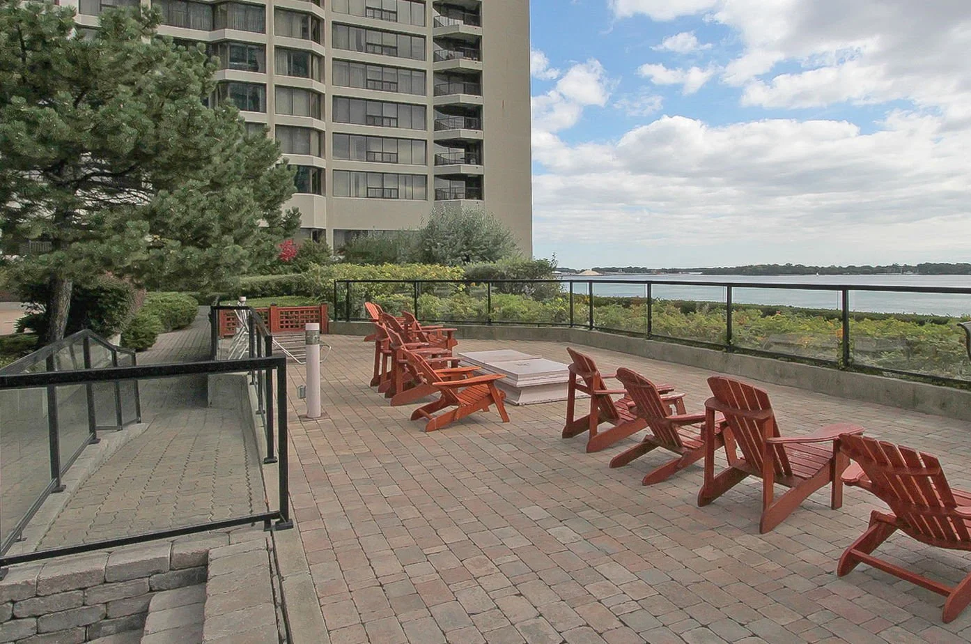 81-web-or-mls-80_009_Amenities.jpg