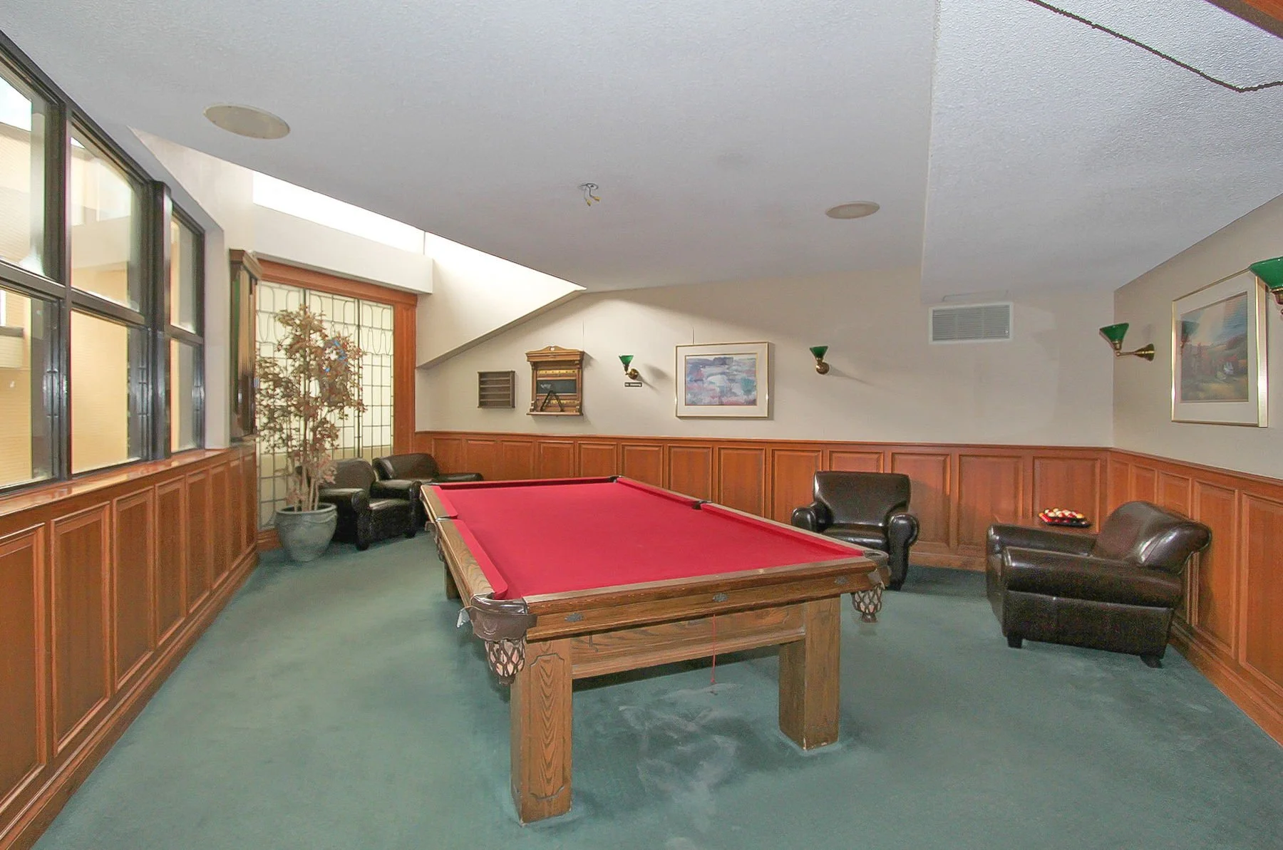 83-web-or-mls-80_012_Amenities.jpg