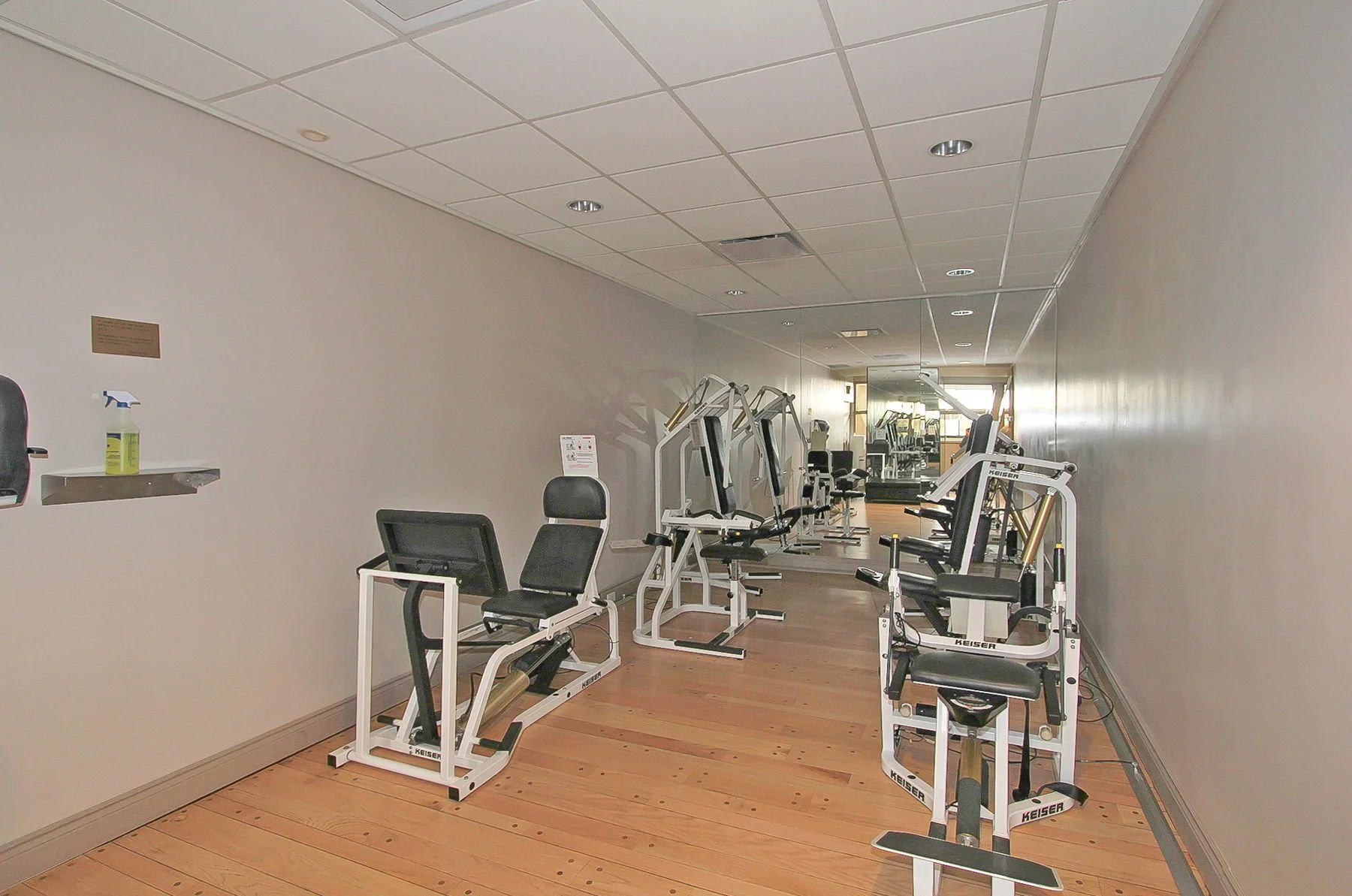 86-web-or-mls-80_017_Amenities.jpg