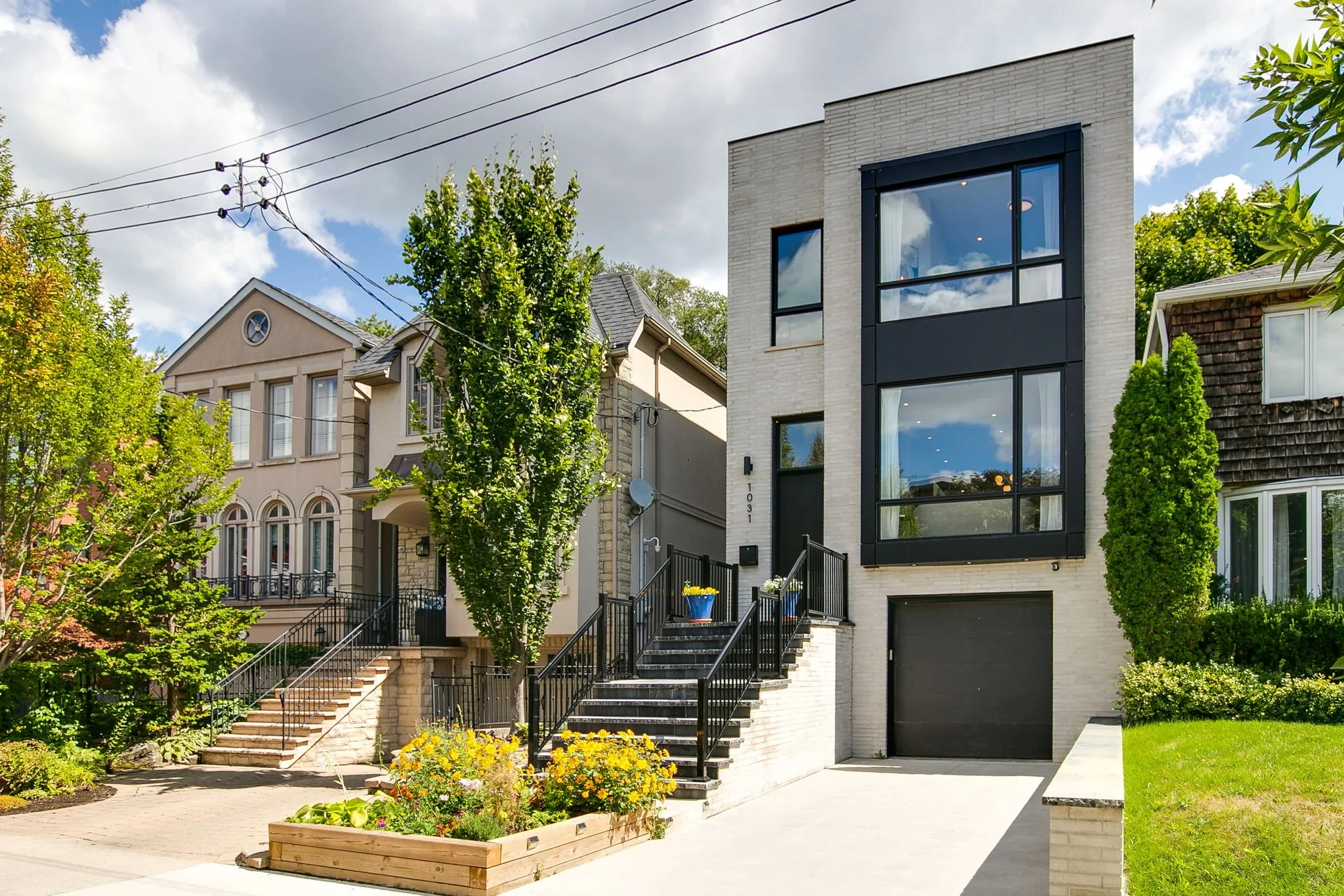 3-web-or-mls-1_003_Exterior Front.jpg