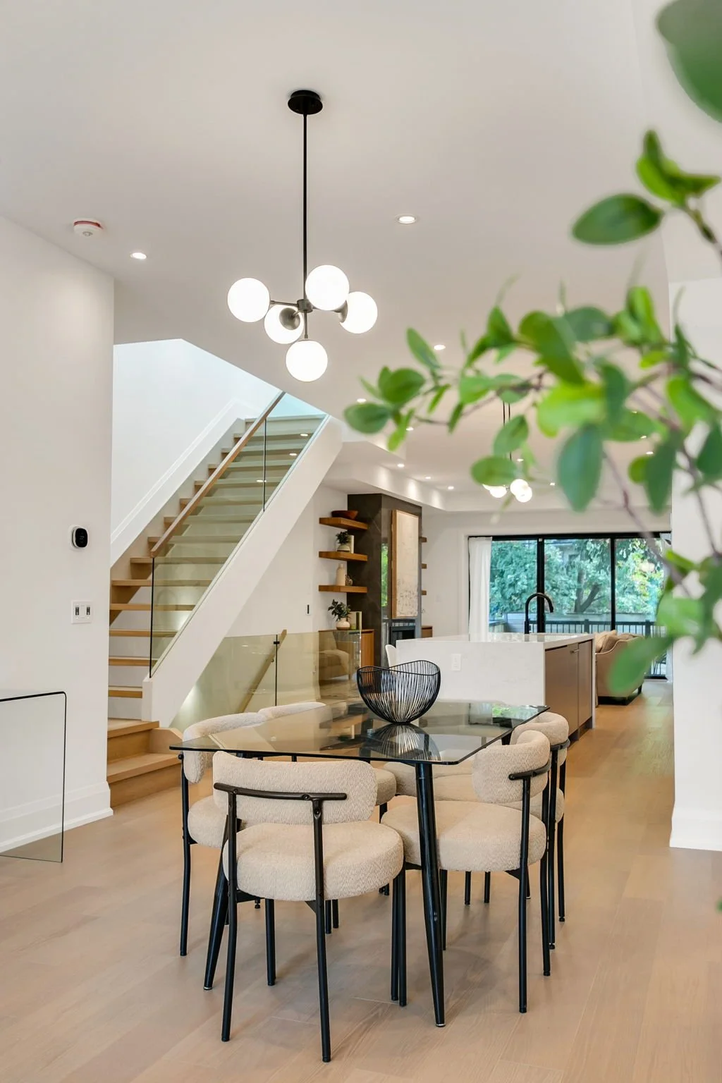 40-web-or-mls-12_020_Dining Room.jpg