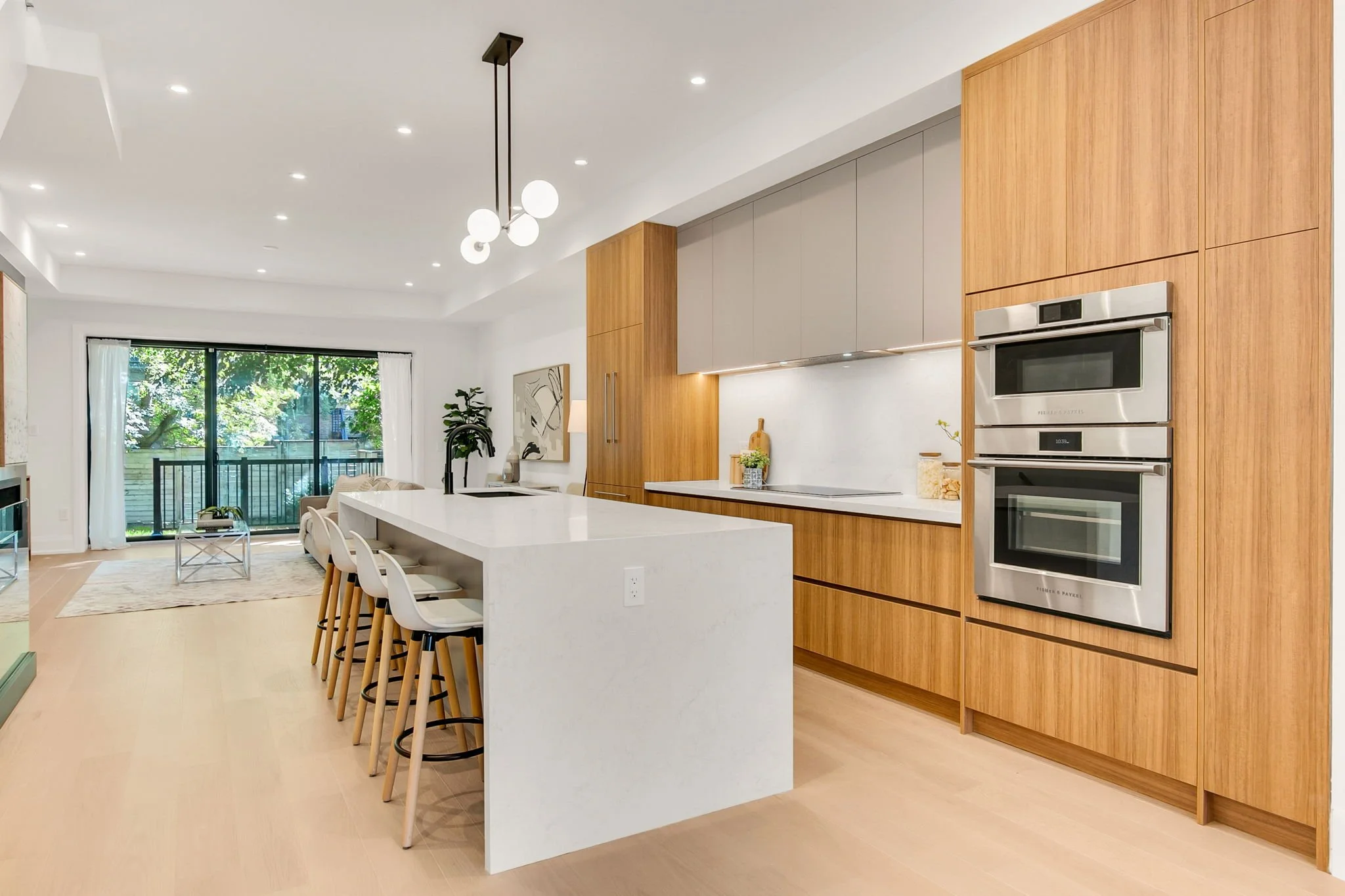 43-web-or-mls-15_002_Kitchen.jpg