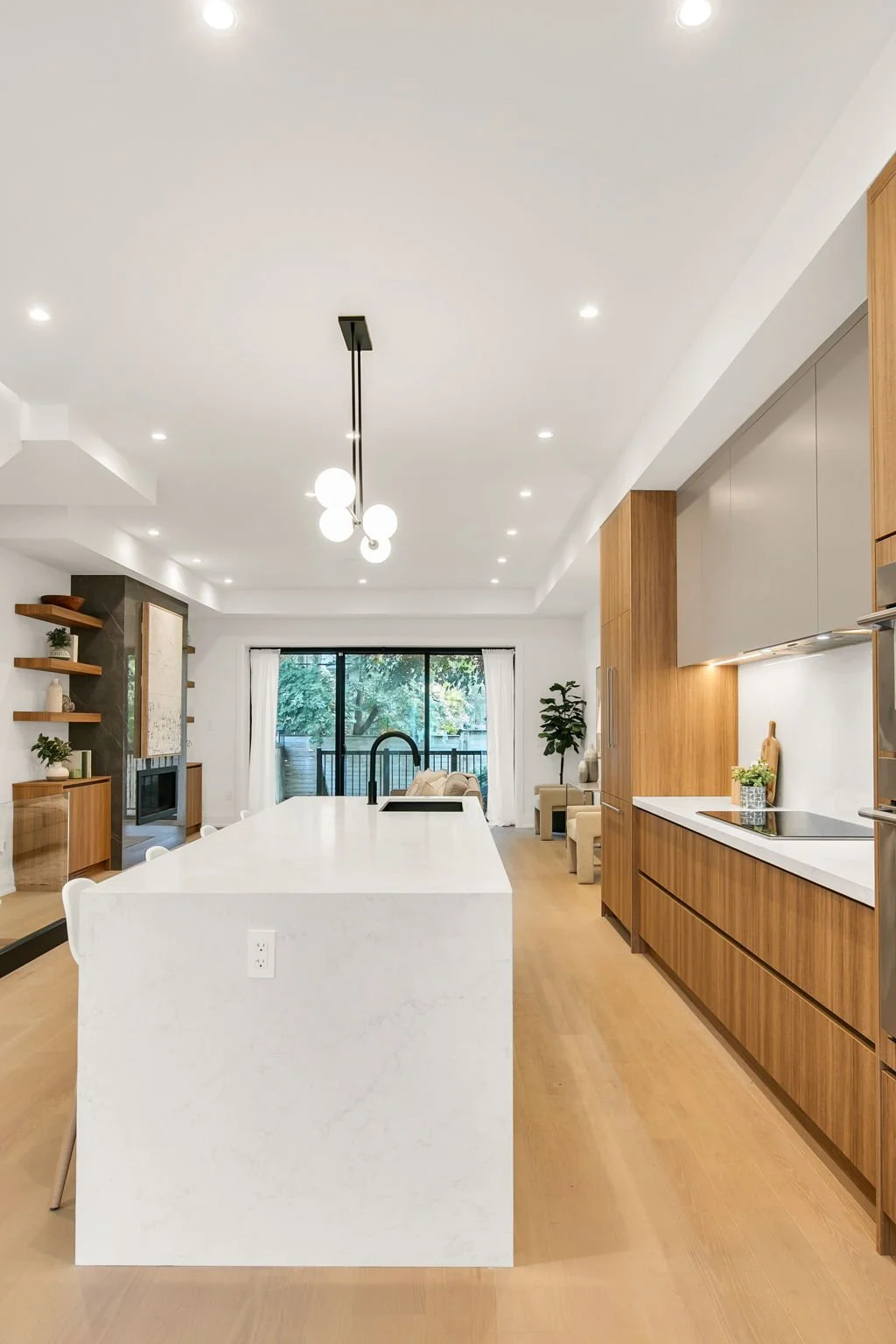 55-web-or-mls-15_020_Kitchen.jpg