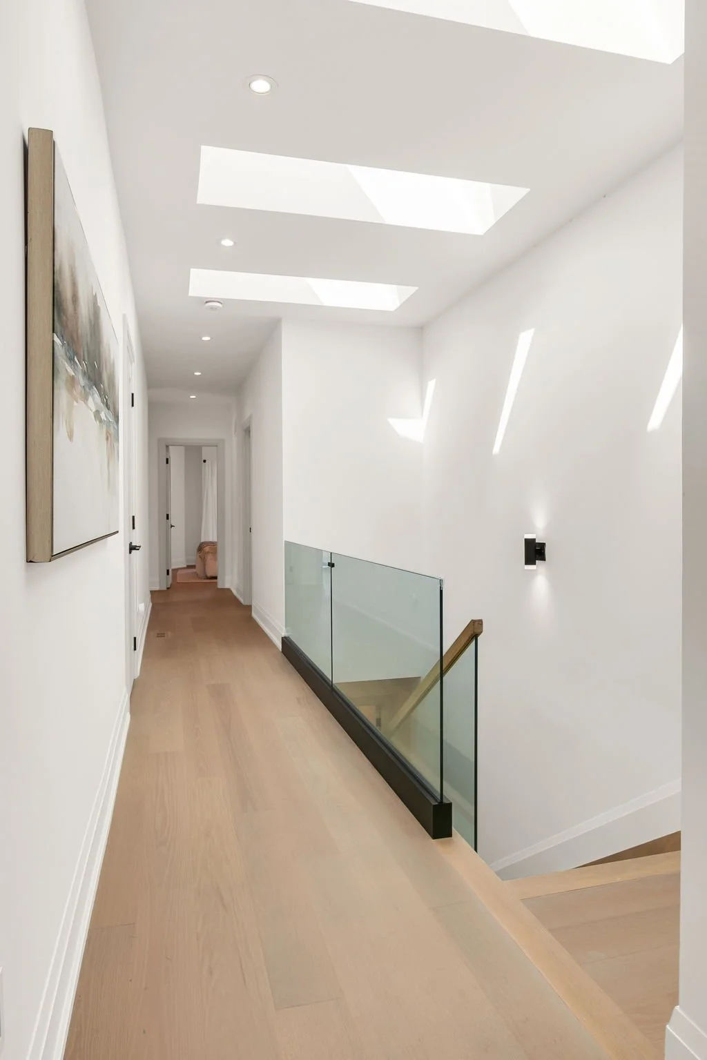 57-web-or-mls-23_004_Upper Hallway.jpg
