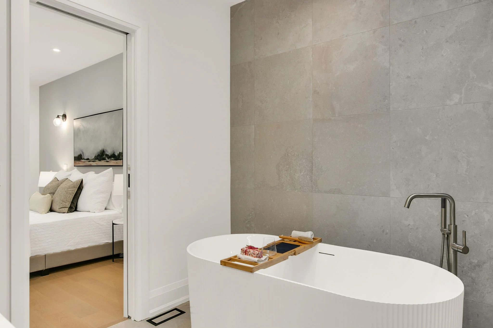 71-web-or-mls-27_007_Master Ensuite.jpg