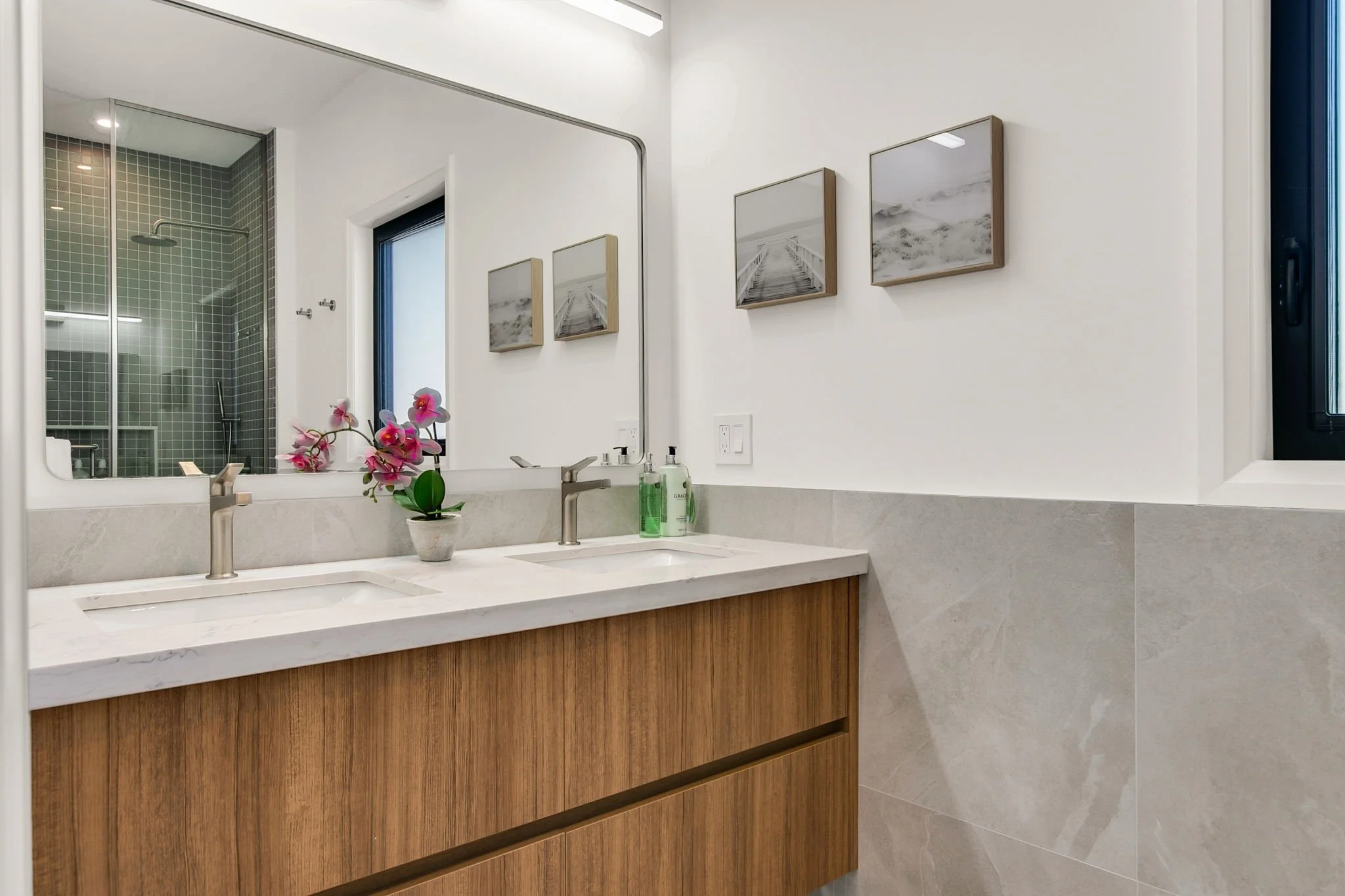 82-web-or-mls-44_001_Bathroom.jpg