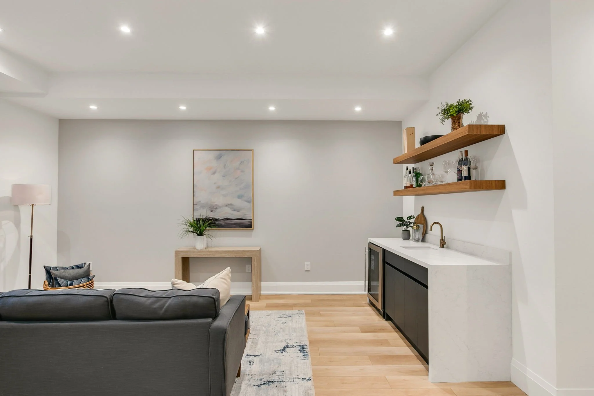 86-web-or-mls-60_003_Lower Level.jpg