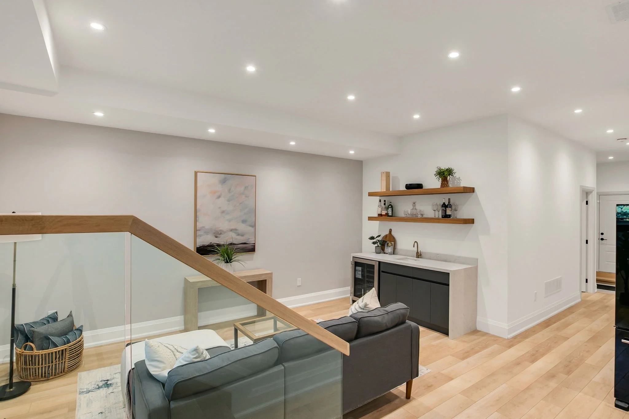 90-web-or-mls-60_007_Lower Level.jpg