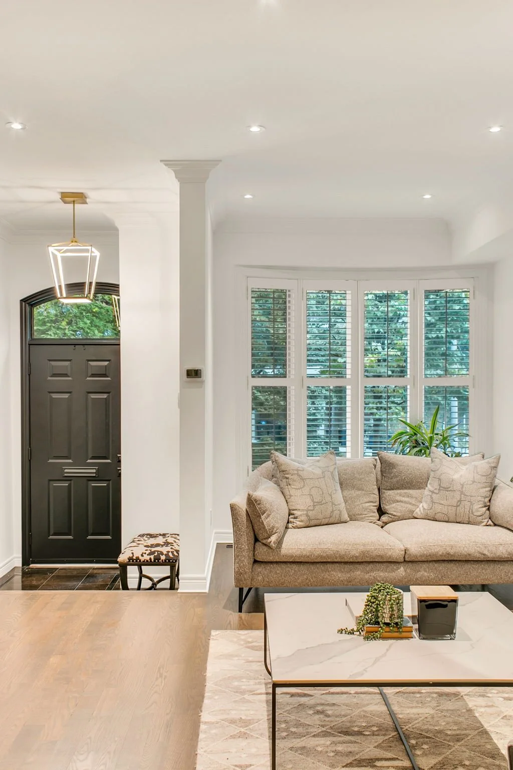 6-web-or-mls-8_013_Living Room.jpg