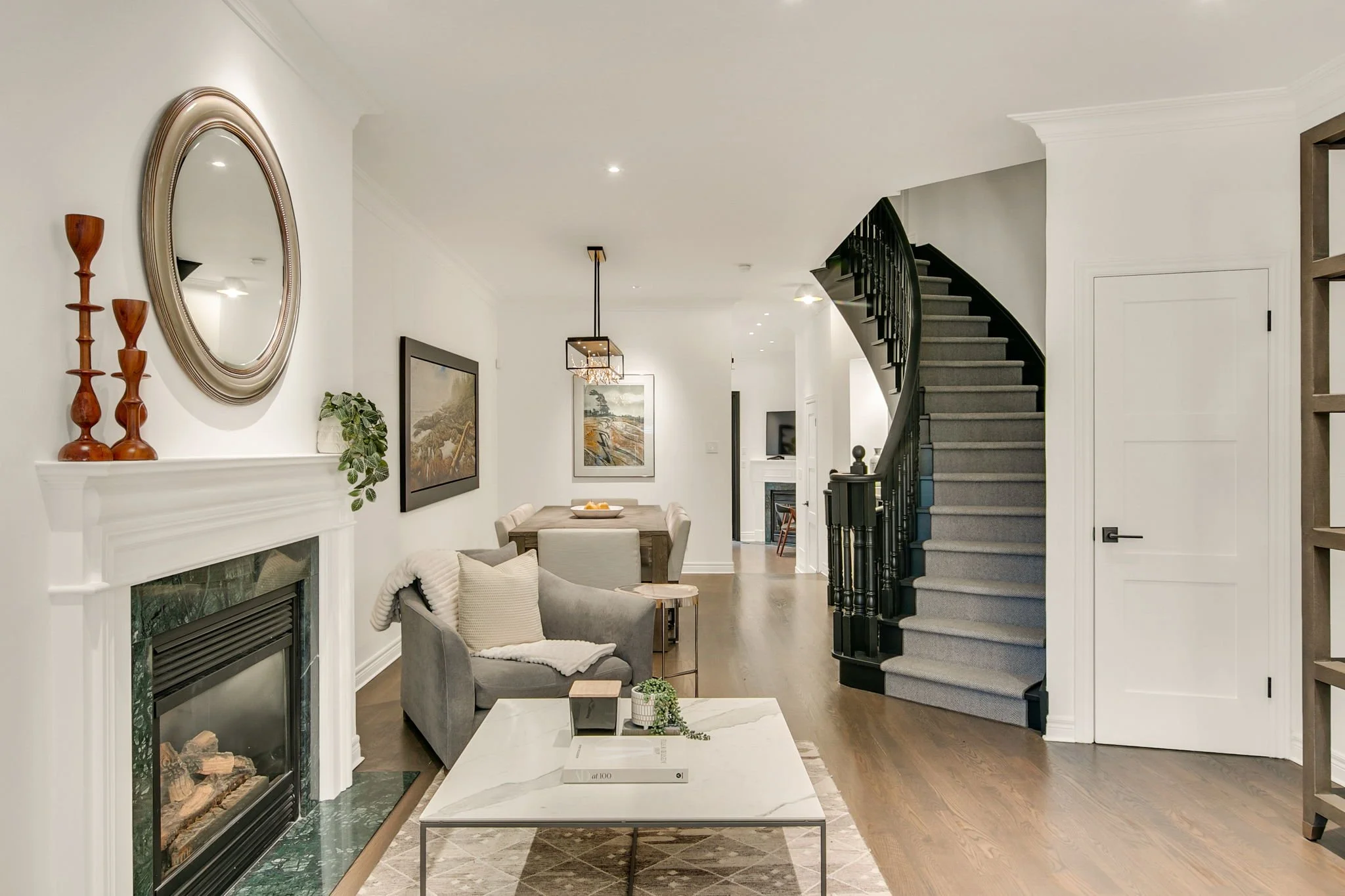 10-web-or-mls-8_003_Living Room.jpg