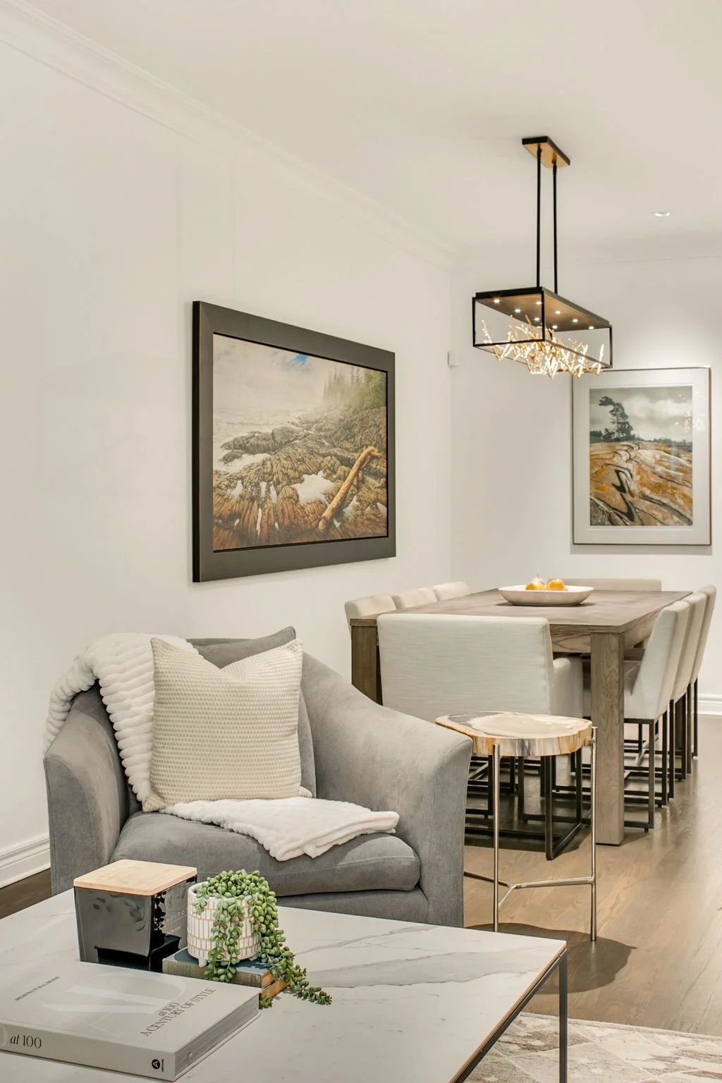 14-web-or-mls-8_011_Living Room.jpg